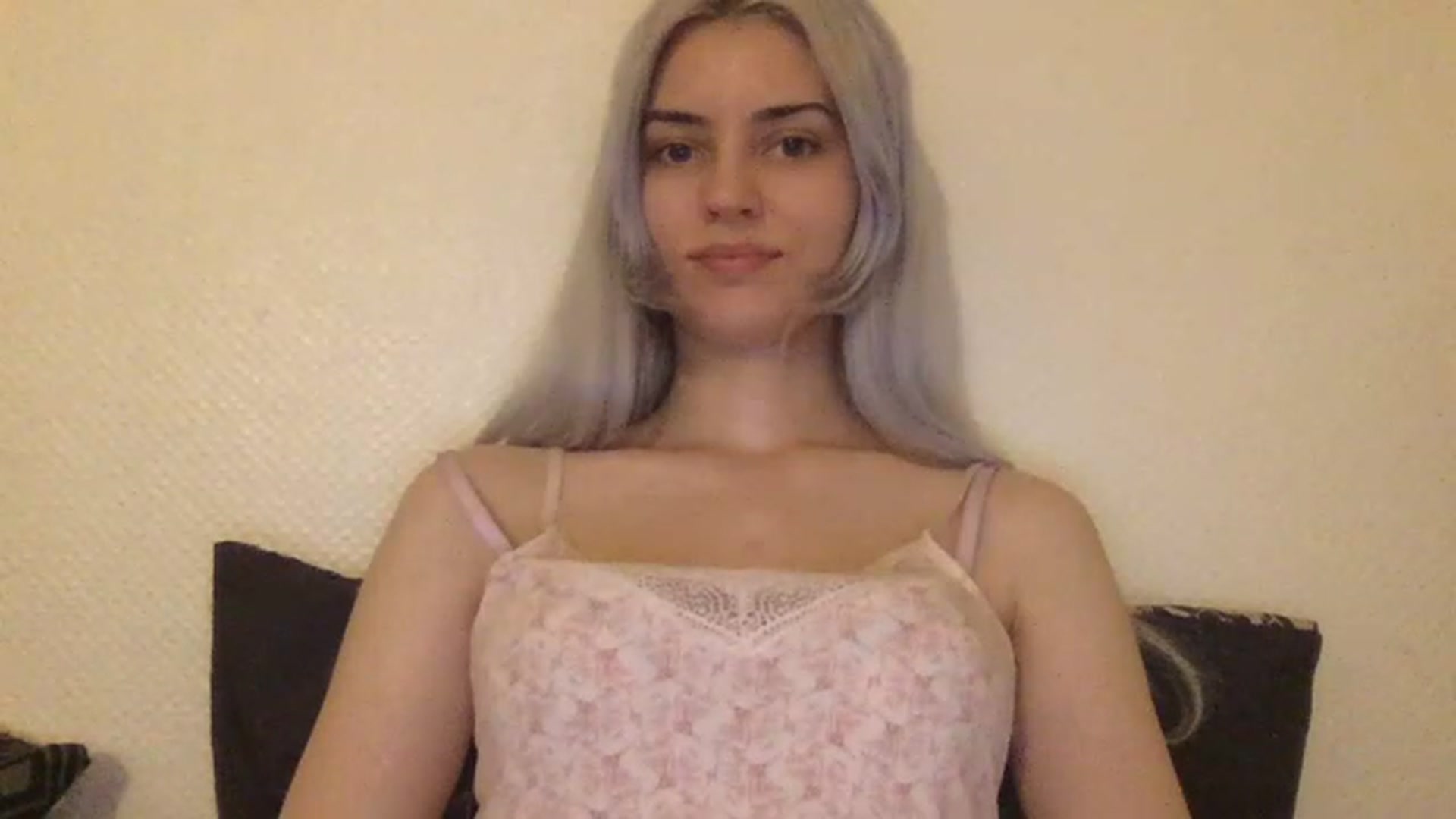 Gallery image thumbnail from LLuckyGirl's myfreecams stream on, 06/15/2023, 02:42 image 13 of 20