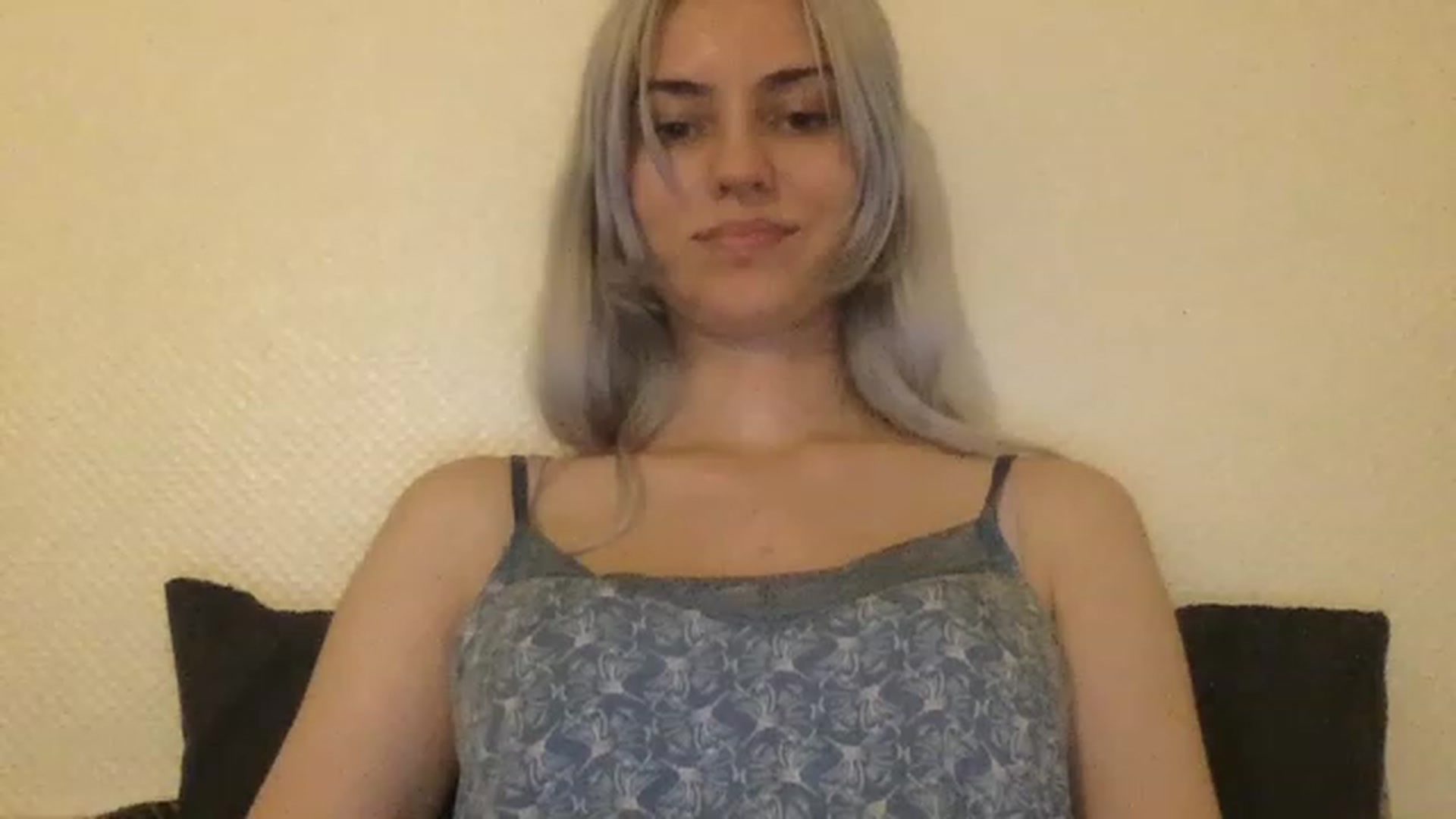 Gallery image thumbnail from LLuckyGirl's myfreecams stream on, 06/15/2023, 23:15 image 8 of 20