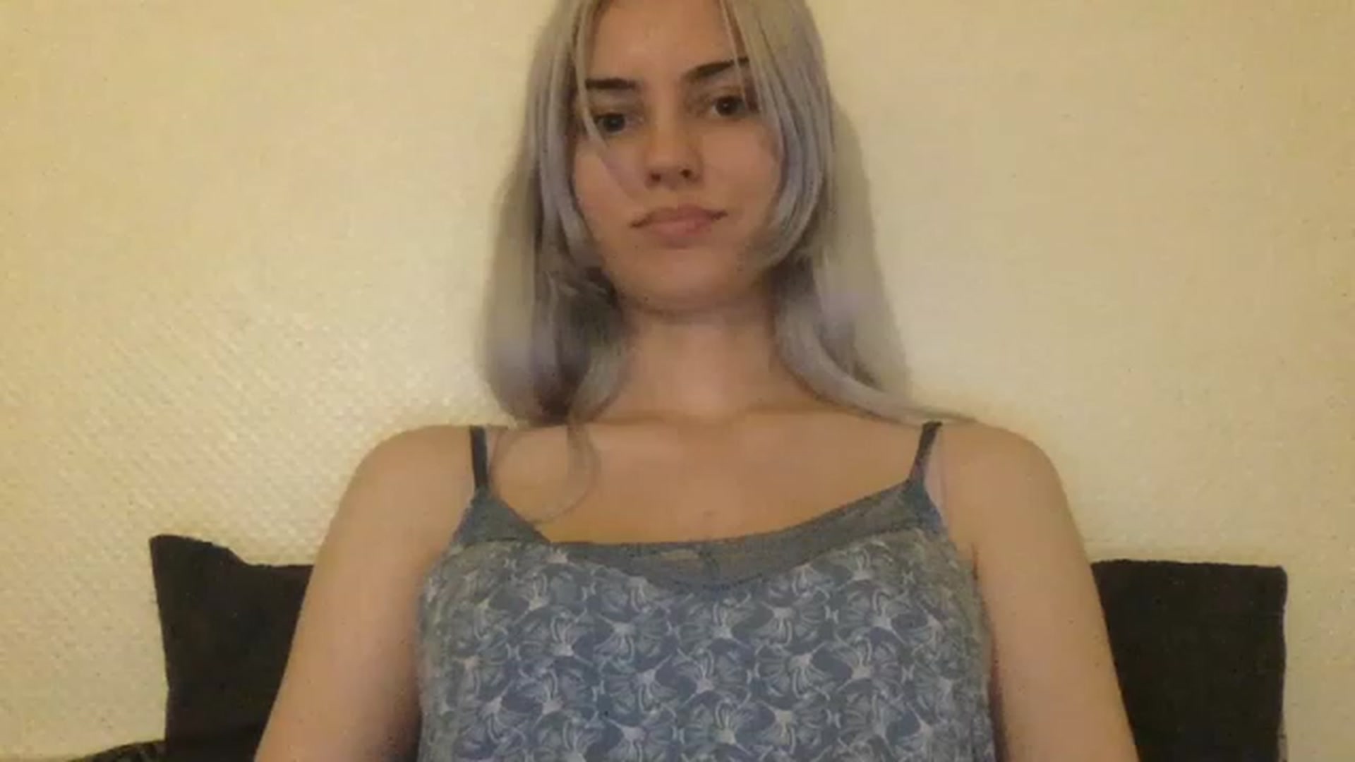 Gallery image thumbnail from LLuckyGirl's myfreecams stream on, 06/15/2023, 23:15 image 10 of 20