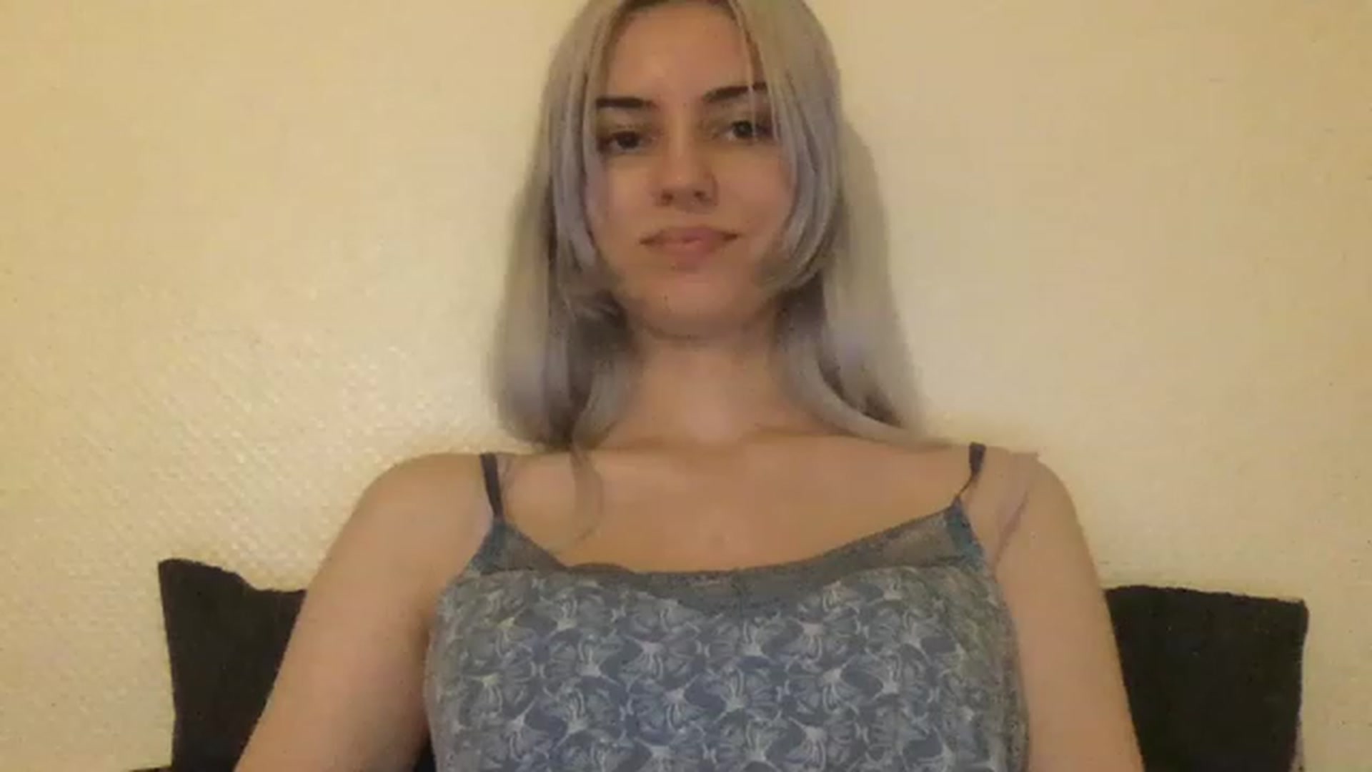 Gallery image thumbnail from LLuckyGirl's myfreecams stream on, 06/15/2023, 23:15 image 18 of 20