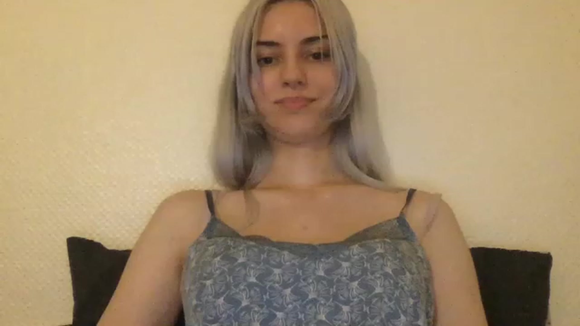 Gallery image thumbnail from LLuckyGirl's myfreecams stream on, 06/15/2023, 23:15 image 20 of 20