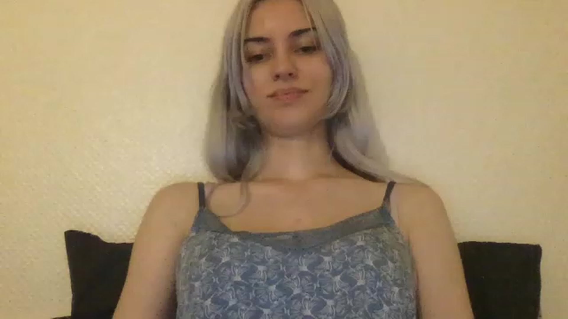 Gallery image thumbnail from LLuckyGirl's myfreecams stream on, 06/15/2023, 23:15 image 3 of 20