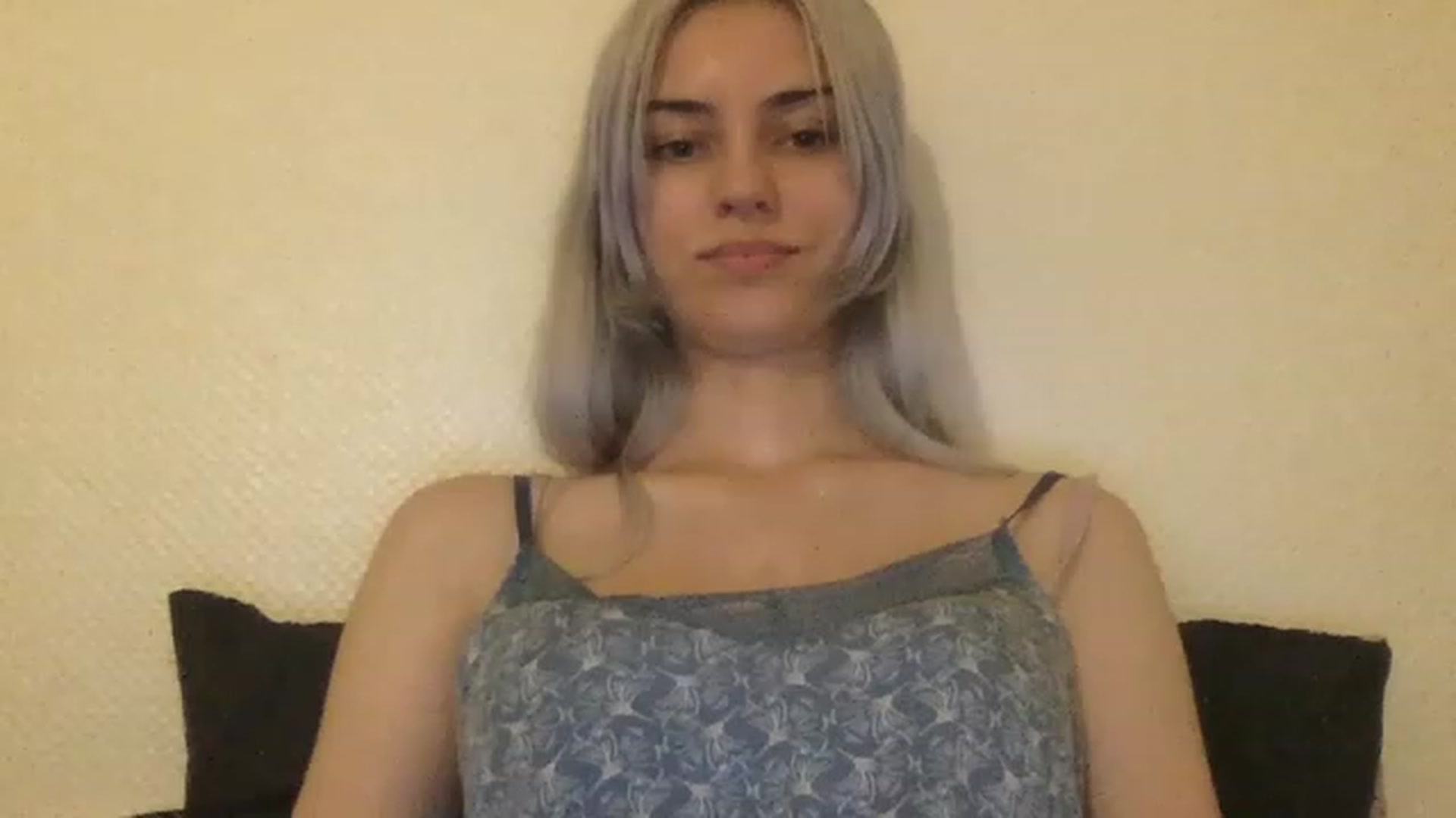 Gallery image thumbnail from LLuckyGirl's myfreecams stream on, 06/15/2023, 23:15 image 14 of 20