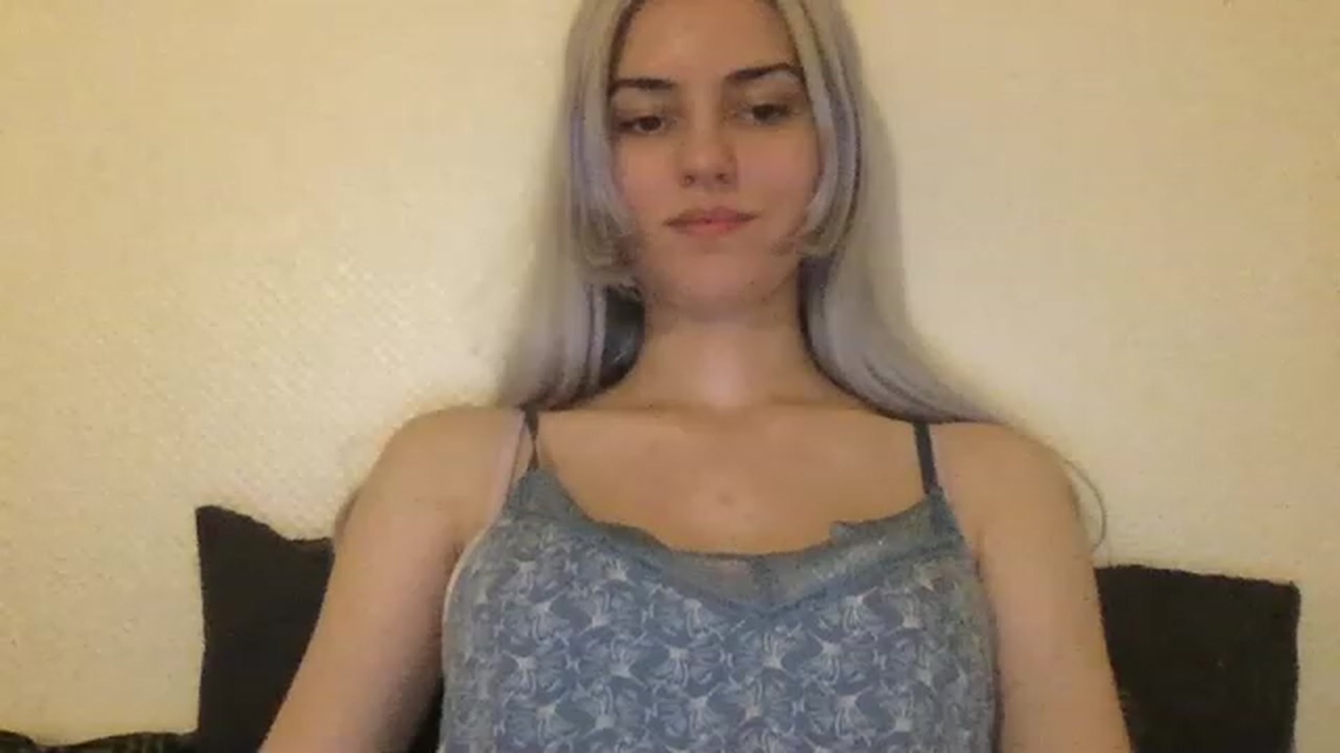 Gallery image thumbnail from LLuckyGirl's myfreecams stream on, 06/16/2023, 24:13 image 12 of 20
