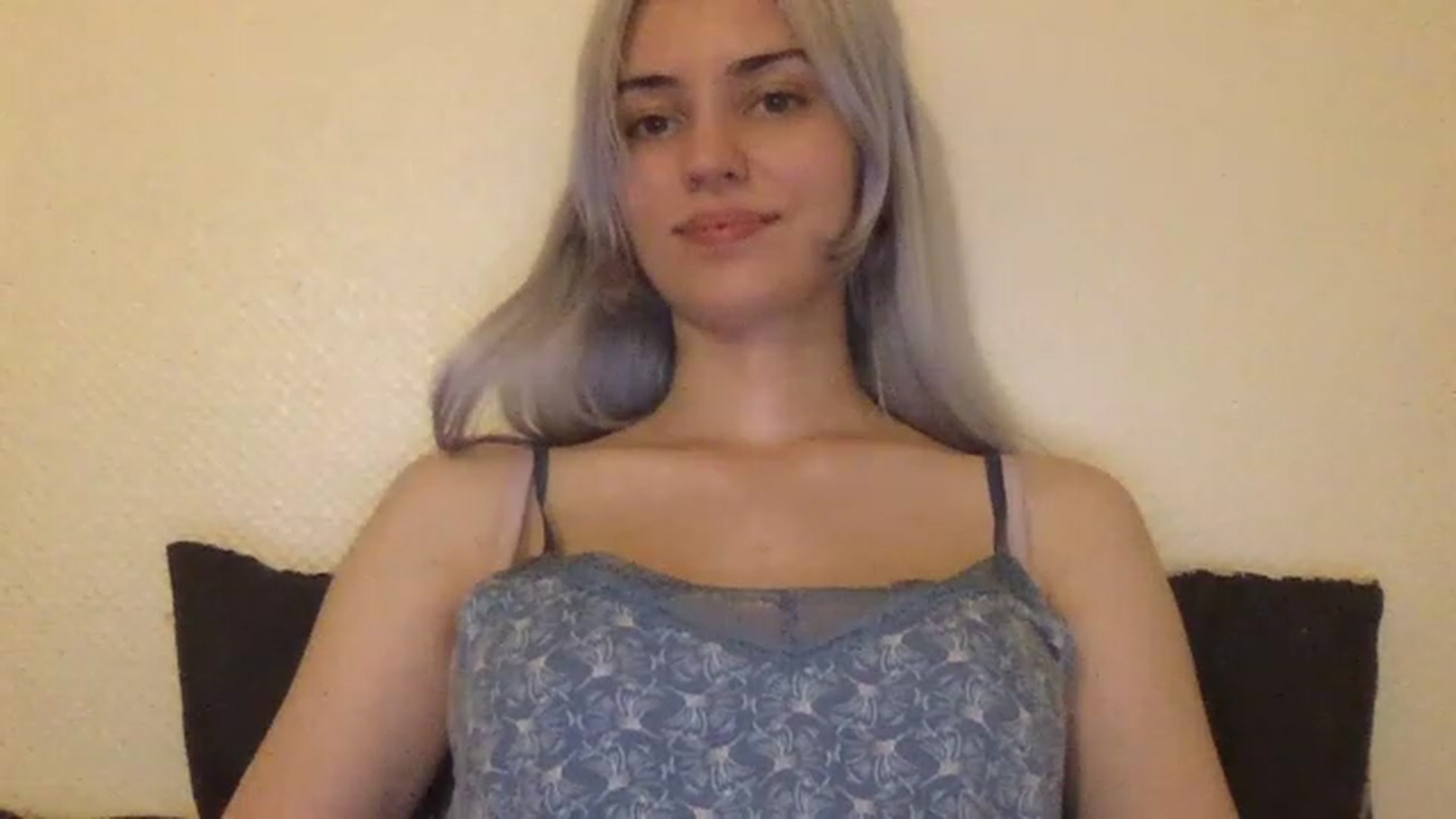 Gallery image thumbnail from LLuckyGirl's myfreecams stream on, 06/16/2023, 02:12 image 14 of 20