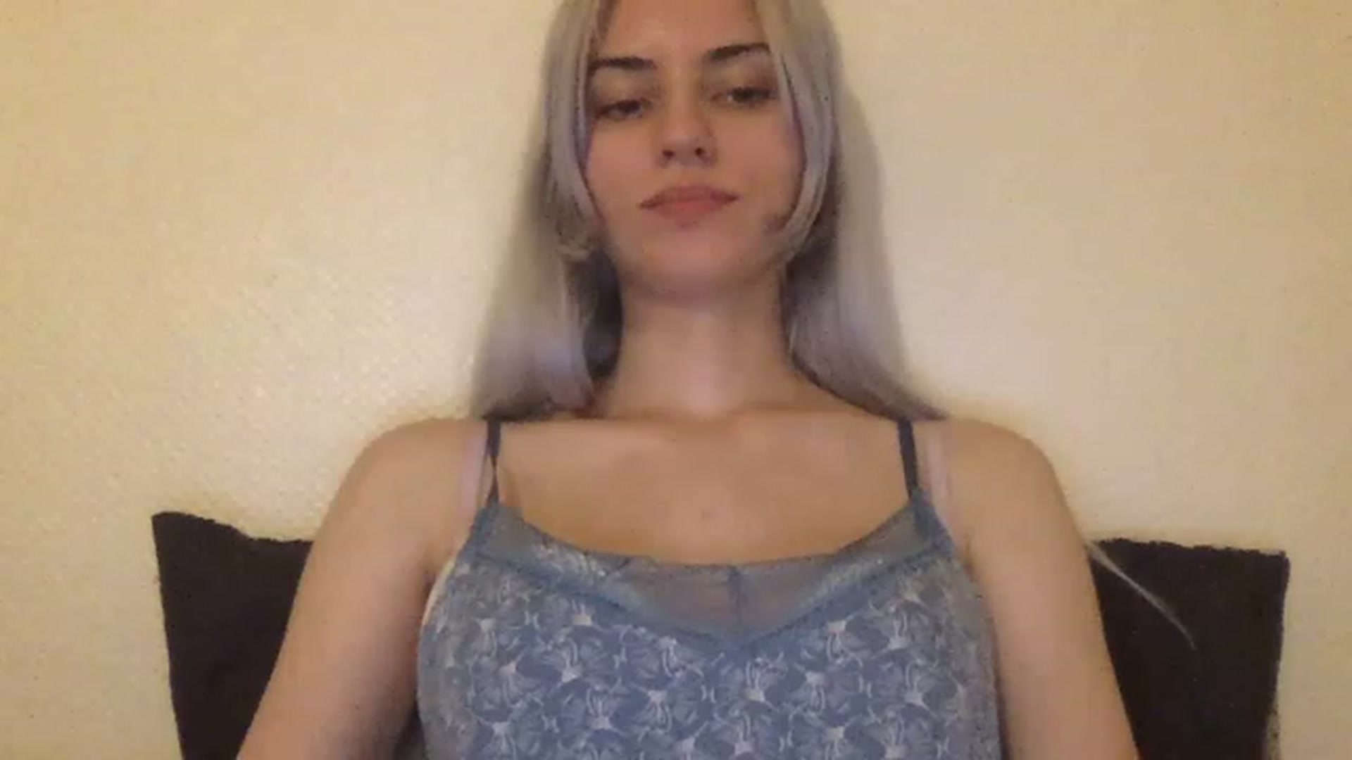 Gallery image thumbnail from LLuckyGirl's myfreecams stream on, 06/16/2023, 02:12 image 4 of 20
