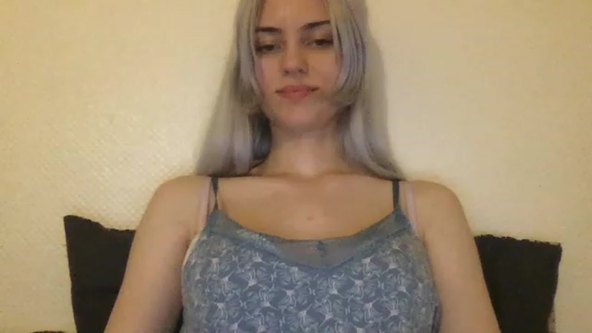 Gallery image thumbnail from LLuckyGirl's myfreecams stream on, 06/16/2023, 02:12 image 1 of 20