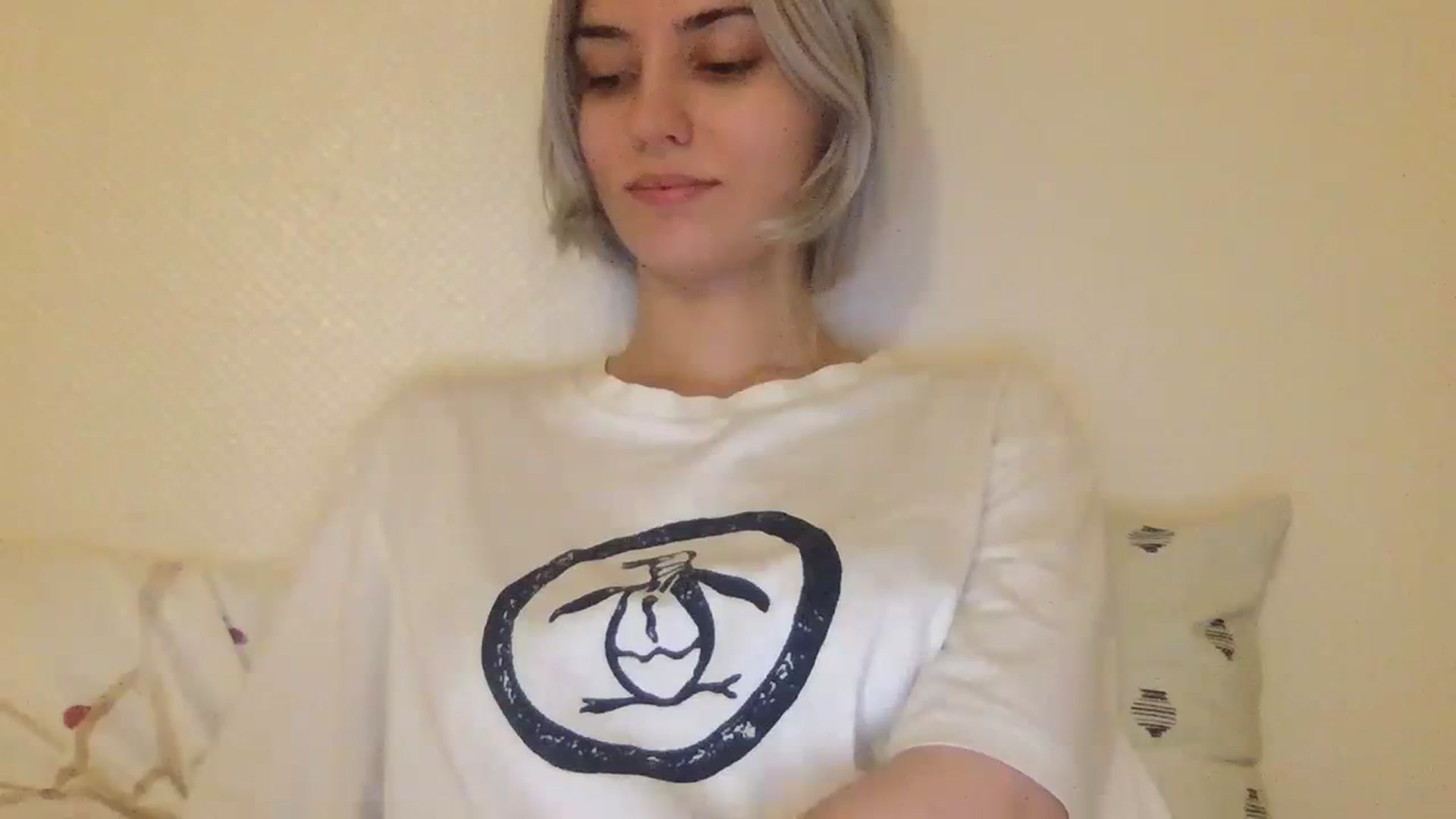 Gallery image thumbnail from LLuckyGirl's myfreecams stream on, 08/07/2023, 24:57 image 6 of 20