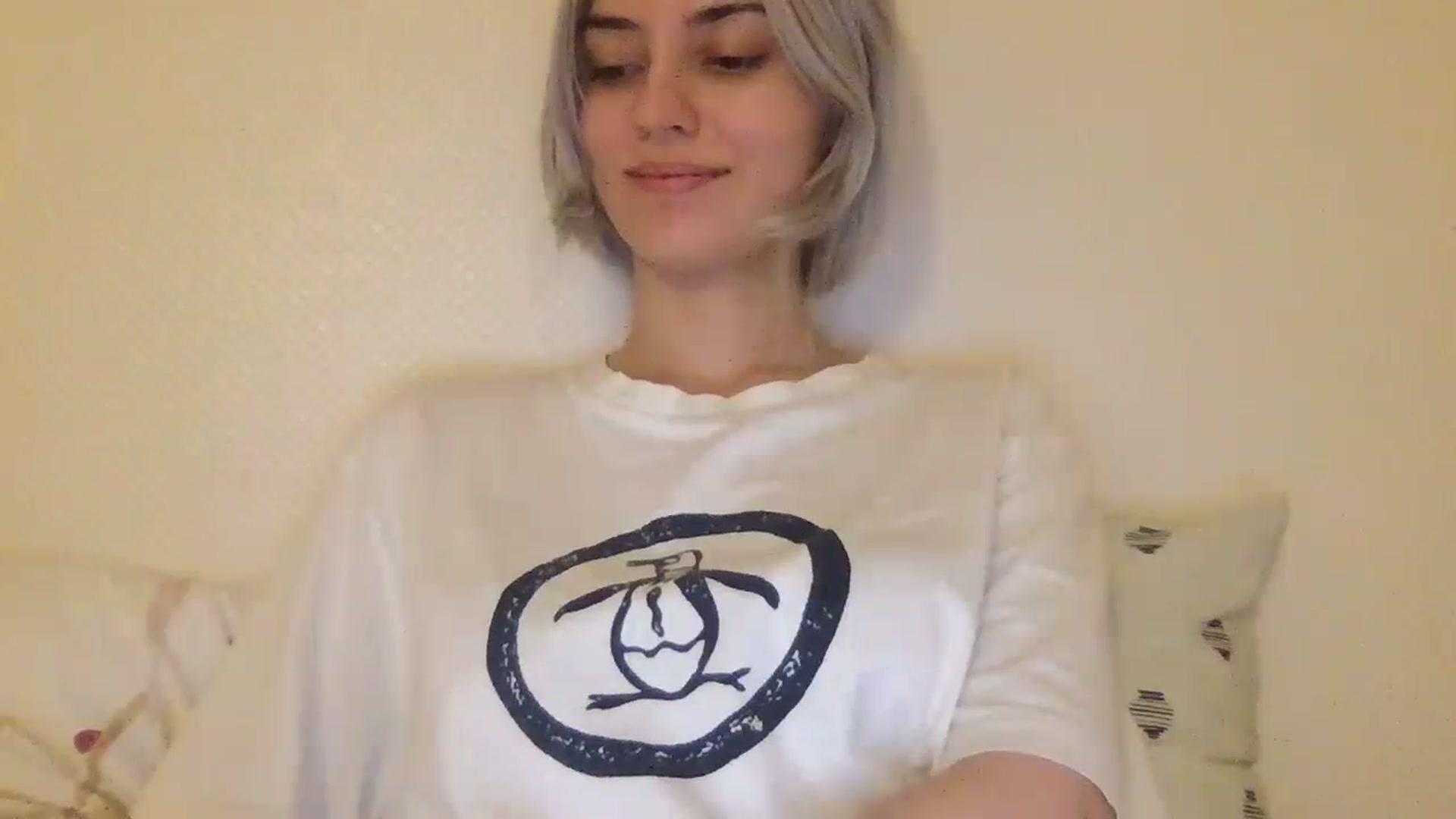 Gallery image thumbnail from LLuckyGirl's myfreecams stream on, 08/07/2023, 24:57 image 3 of 20