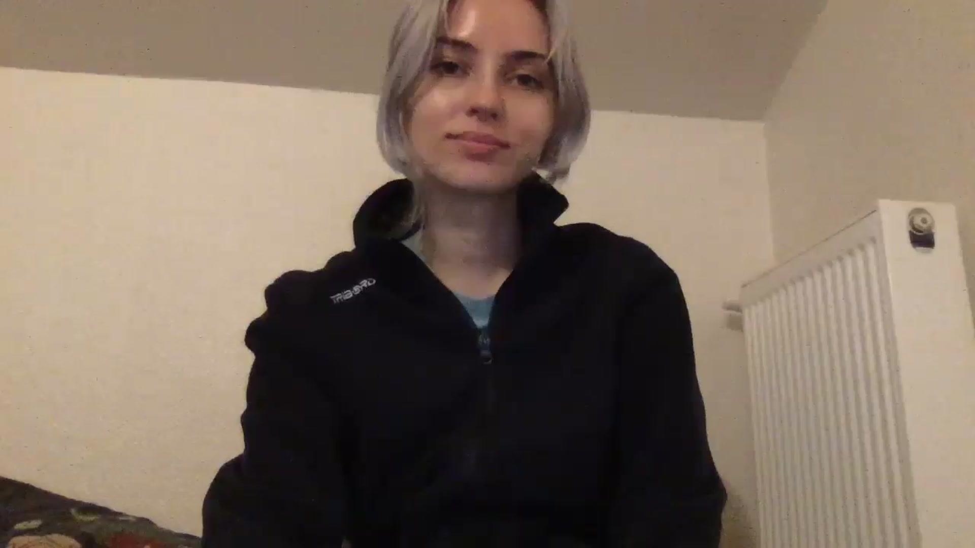 Gallery image thumbnail from LLuckyGirl's myfreecams stream on, 11/12/2023, 24:42 image 7 of 20