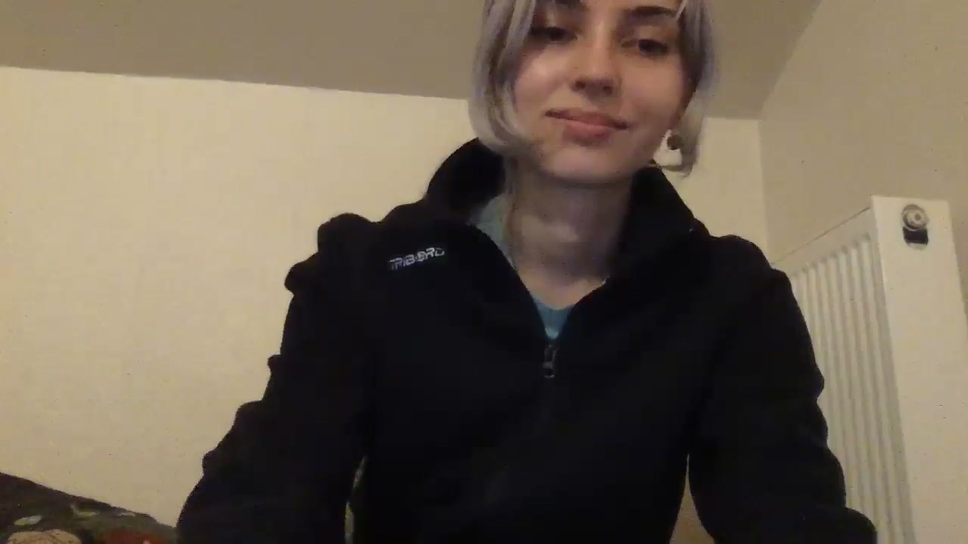 Gallery image thumbnail from LLuckyGirl's myfreecams stream on, 11/12/2023, 24:42 image 6 of 20