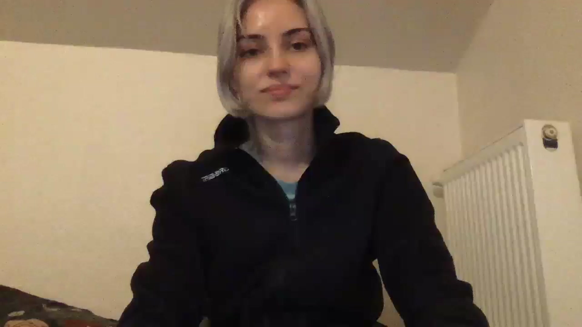 Gallery image thumbnail from LLuckyGirl's myfreecams stream on, 11/12/2023, 24:42 image 9 of 20