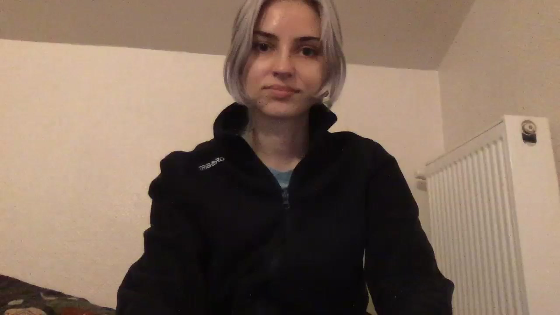 Gallery image thumbnail from LLuckyGirl's myfreecams stream on, 11/12/2023, 24:42 image 1 of 20