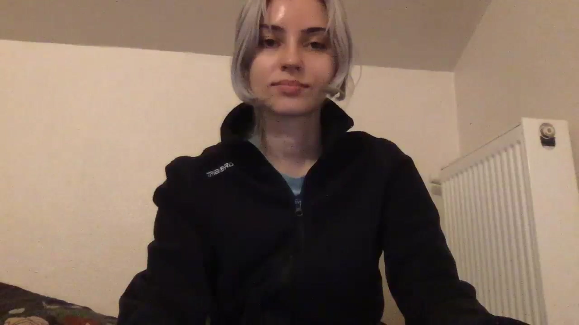 Gallery image thumbnail from LLuckyGirl's myfreecams stream on, 11/12/2023, 24:42 image 4 of 20