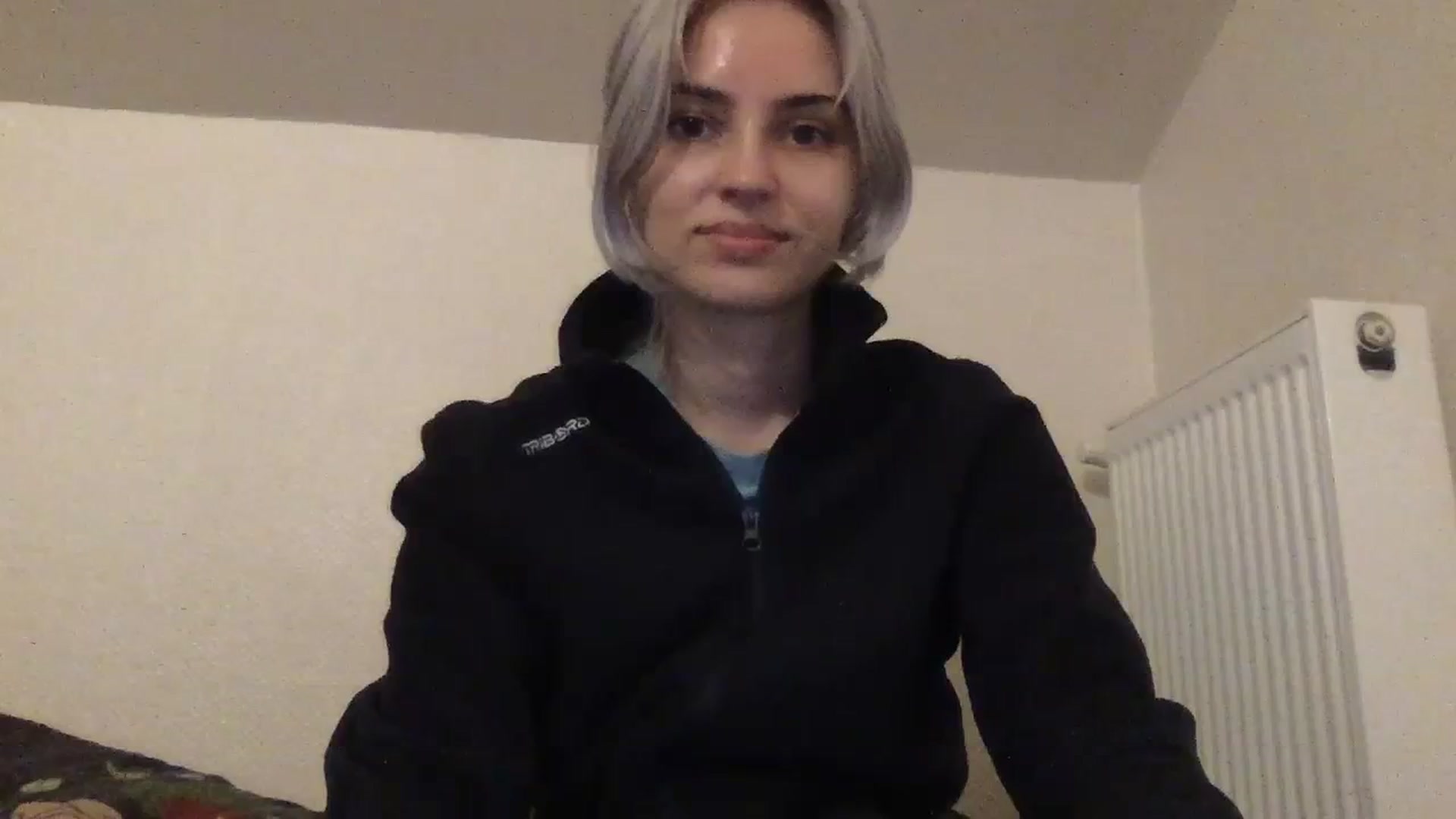 Gallery image thumbnail from LLuckyGirl's myfreecams stream on, 11/12/2023, 24:42 image 8 of 20