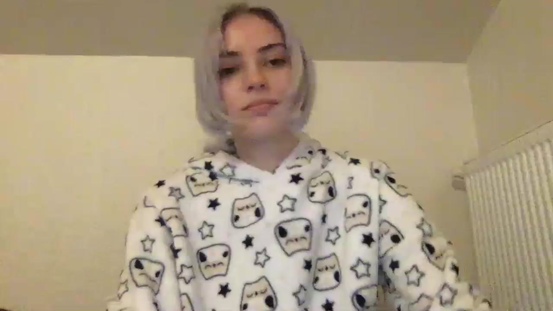 Gallery image thumbnail from LLuckyGirl's myfreecams stream on, 12/12/2023, 24:48 image 1 of 20