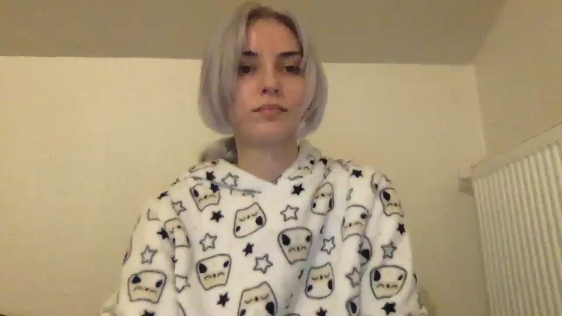 Gallery image thumbnail from LLuckyGirl's myfreecams stream on, 12/12/2023, 24:48 image 5 of 20