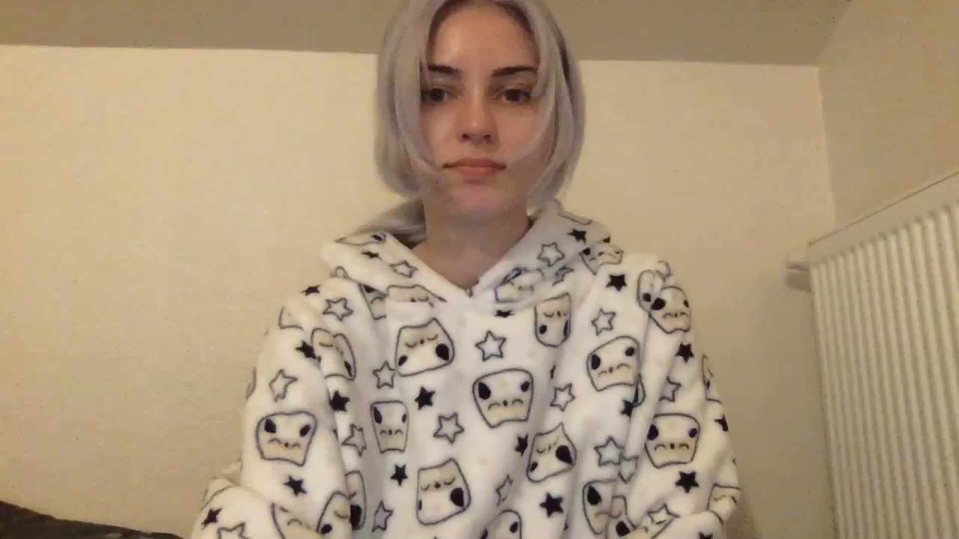 Gallery image thumbnail from LLuckyGirl's myfreecams stream on, 12/12/2023, 01:21 image 11 of 20