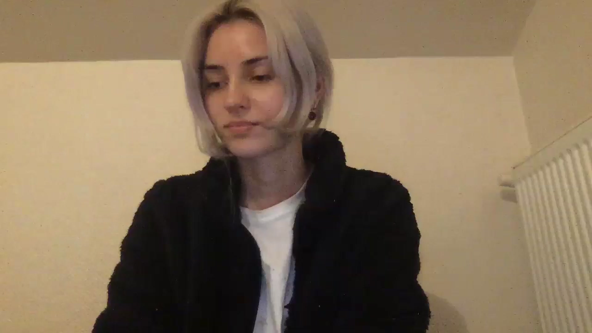 Gallery image thumbnail from LLuckyGirl's myfreecams stream on, 01/14/2024, 02:36 image 1 of 20