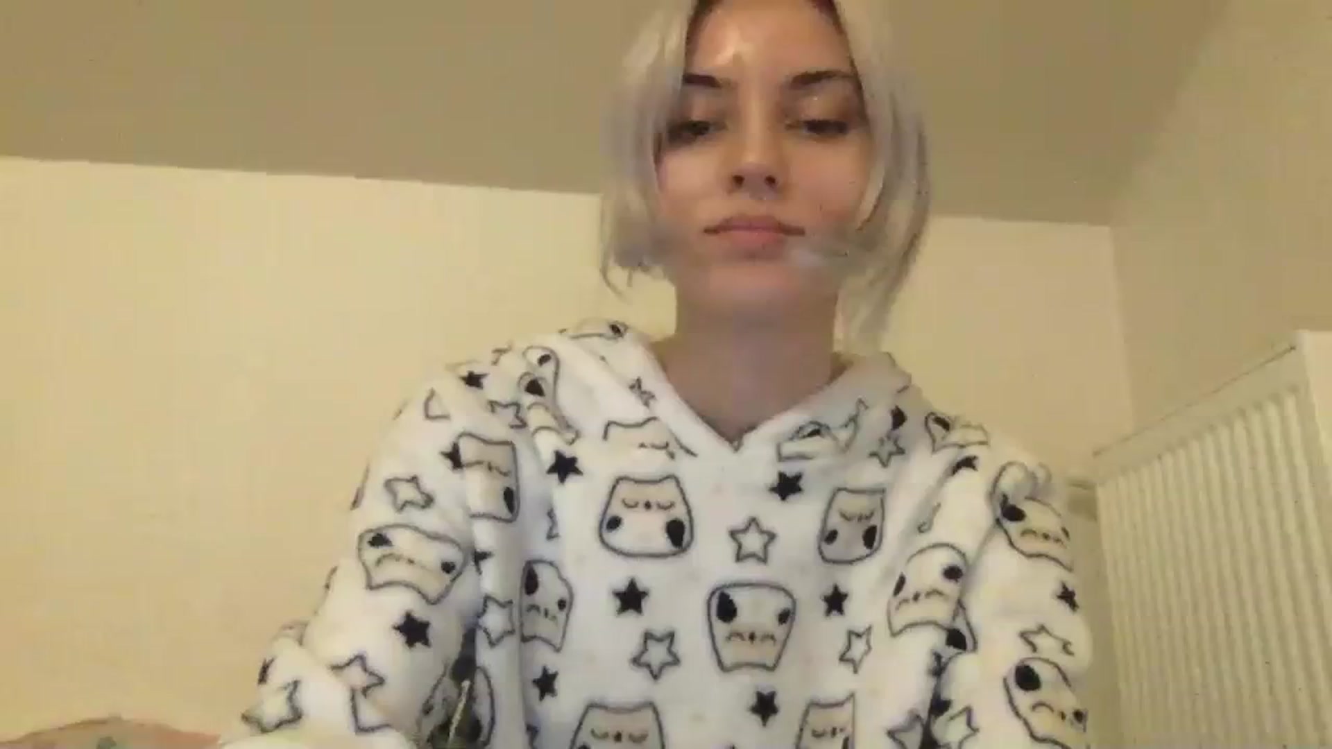 Gallery image thumbnail from LLuckyGirl's myfreecams stream on, 01/27/2024, 01:04 image 13 of 20