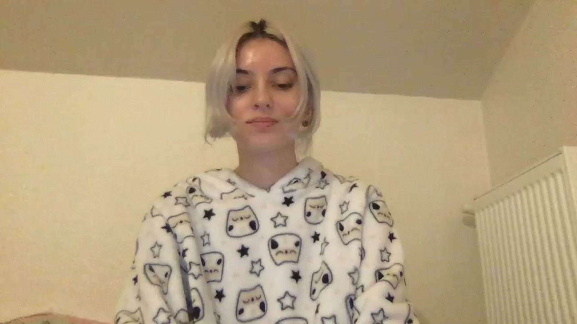 Gallery image thumbnail from LLuckyGirl's myfreecams stream on, 01/27/2024, 01:04 image 17 of 20