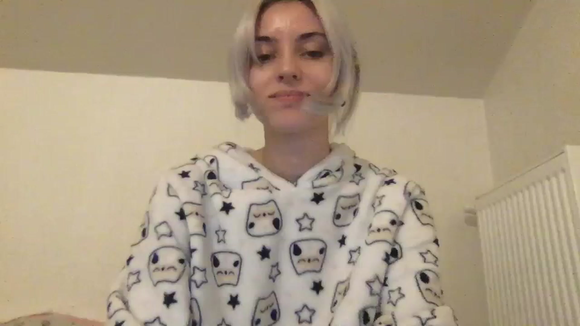 Gallery image thumbnail from LLuckyGirl's myfreecams stream on, 01/27/2024, 01:04 image 1 of 20