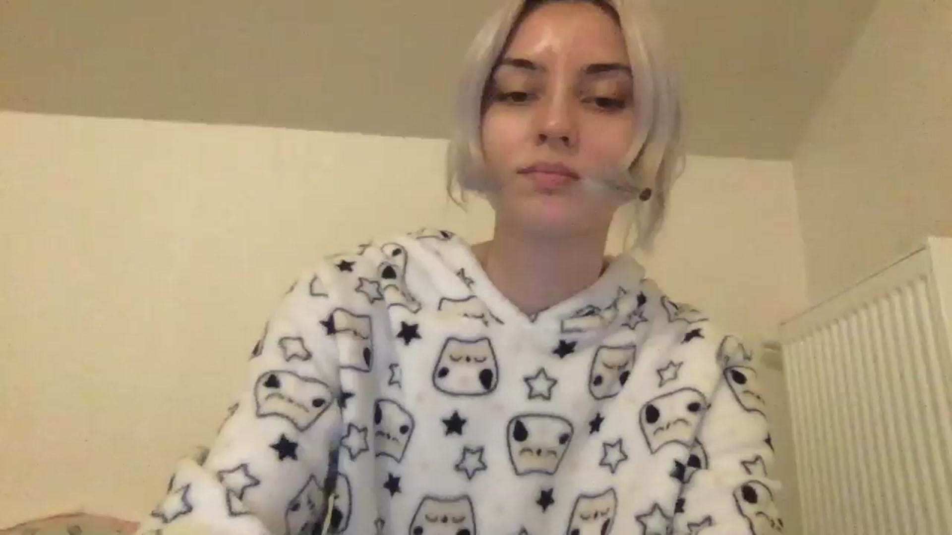 Gallery image thumbnail from LLuckyGirl's myfreecams stream on, 01/27/2024, 01:04 image 10 of 20