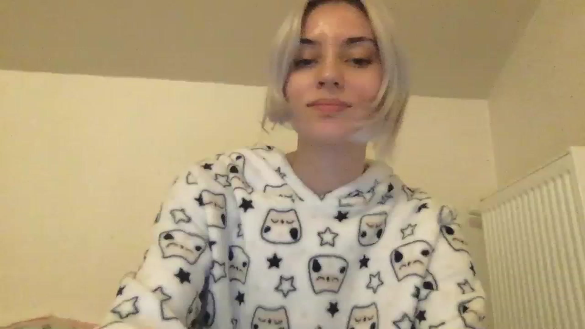 Gallery image thumbnail from LLuckyGirl's myfreecams stream on, 01/27/2024, 01:04 image 16 of 20