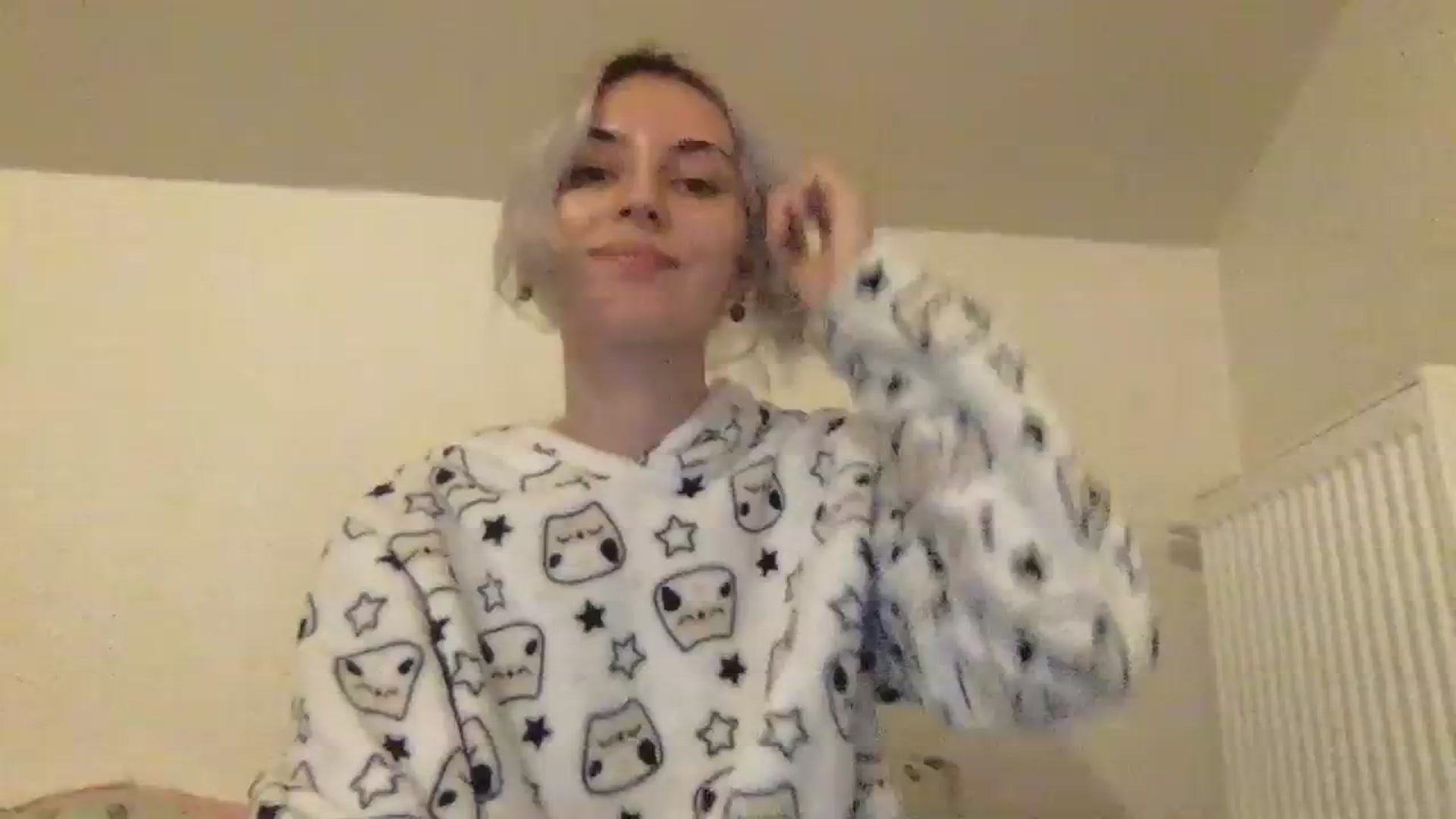 Gallery image thumbnail from LLuckyGirl's myfreecams stream on, 01/27/2024, 01:04 image 20 of 20
