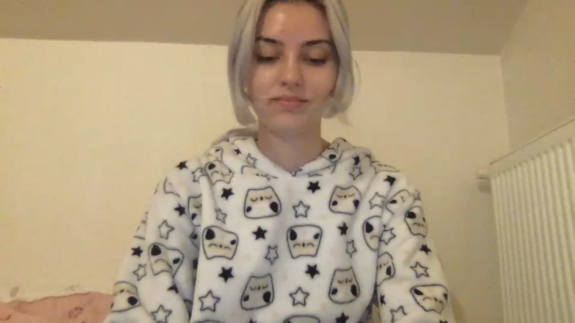 Gallery image thumbnail from LLuckyGirl's myfreecams stream on, 01/31/2024, 24:21 image 11 of 20
