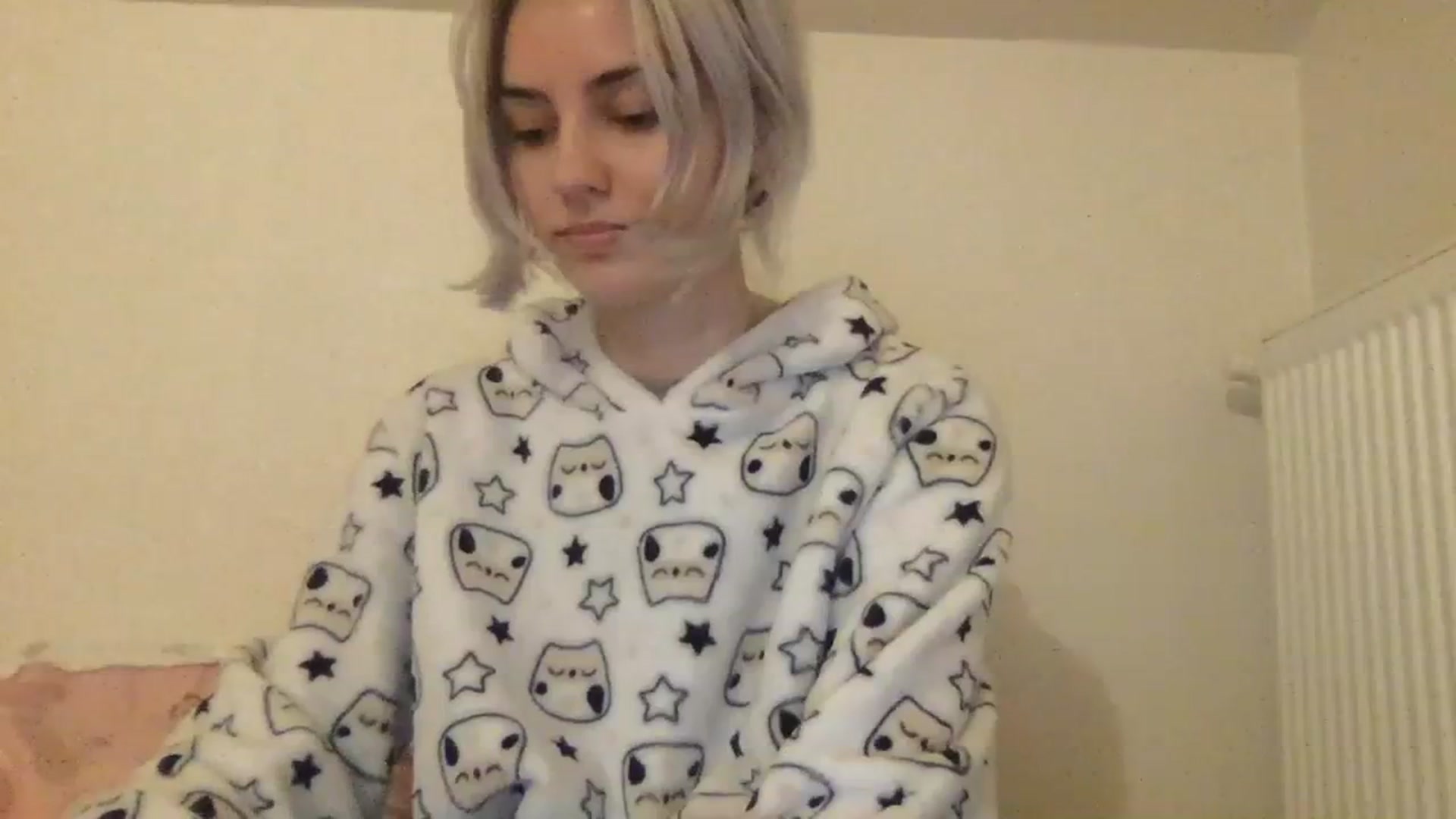 Gallery image thumbnail from LLuckyGirl's myfreecams stream on, 01/31/2024, 01:41 image 9 of 20