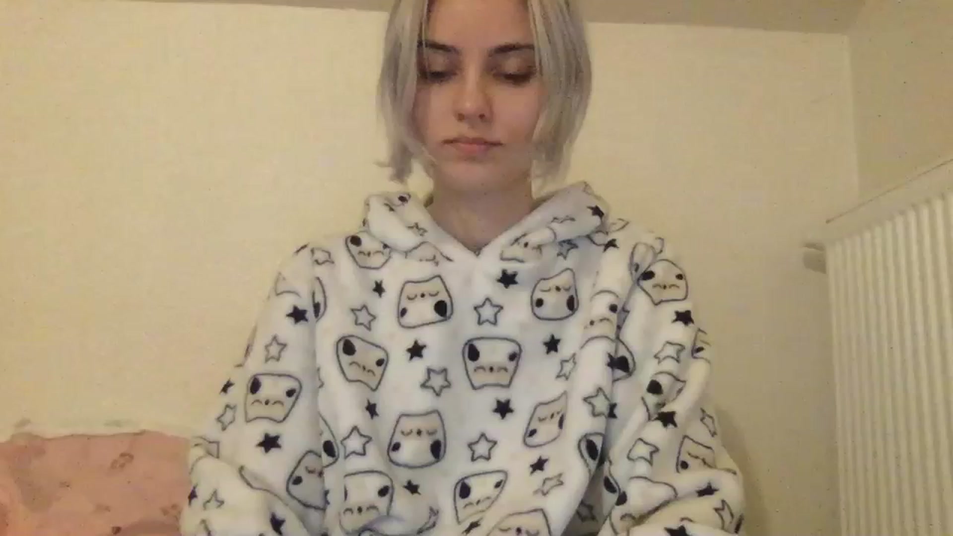 Gallery image thumbnail from LLuckyGirl's myfreecams stream on, 01/31/2024, 01:41 image 4 of 20