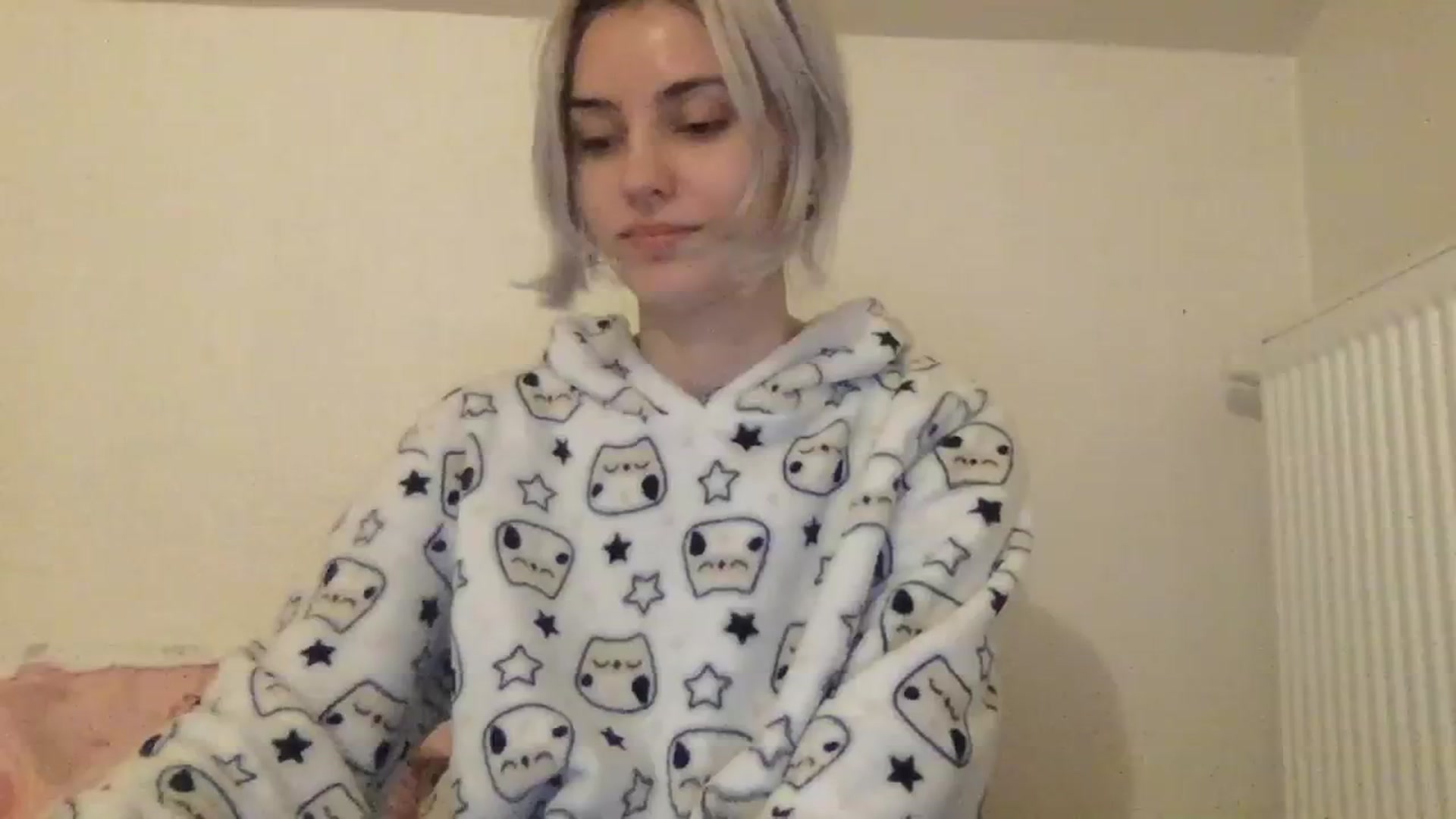 Gallery image thumbnail from LLuckyGirl's myfreecams stream on, 01/31/2024, 01:41 image 13 of 20