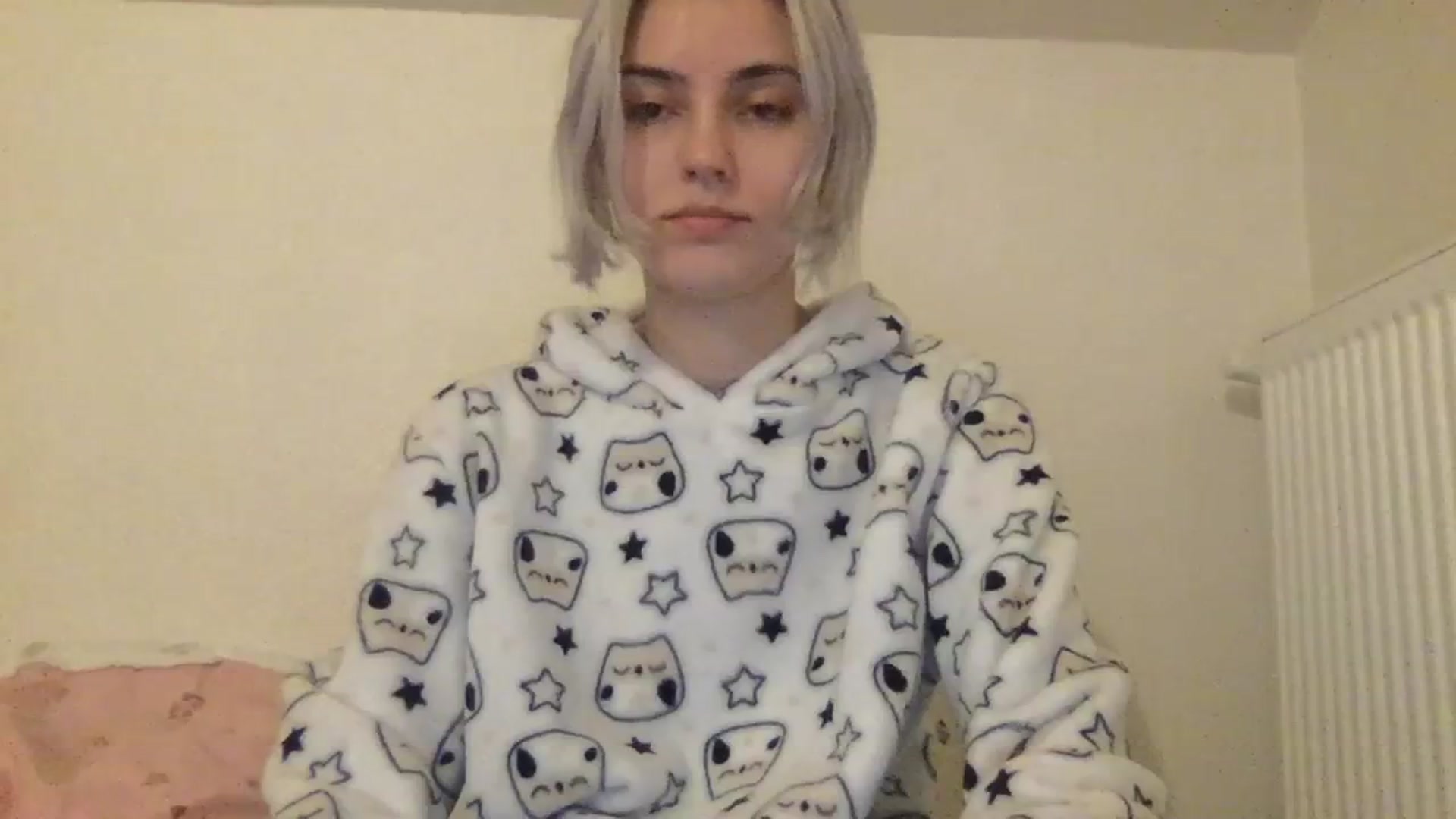 Gallery image thumbnail from LLuckyGirl's myfreecams stream on, 01/31/2024, 01:41 image 8 of 20