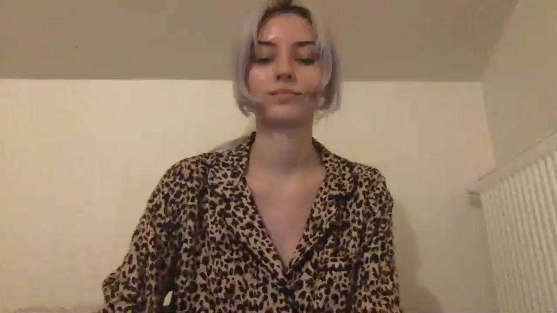 Gallery image thumbnail from LLuckyGirl's myfreecams stream on, 03/16/2024, 24:54 image 11 of 20