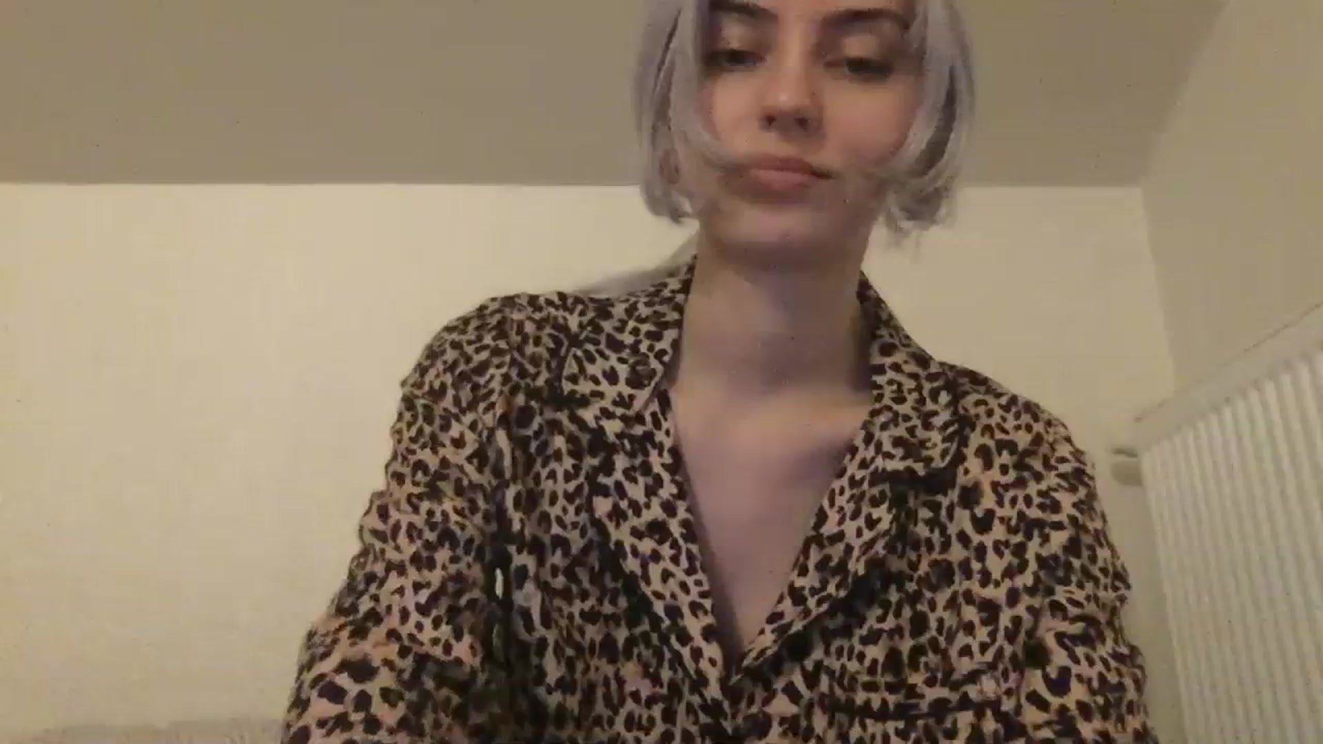 Gallery image thumbnail from LLuckyGirl's myfreecams stream on, 03/16/2024, 24:54 image 16 of 20