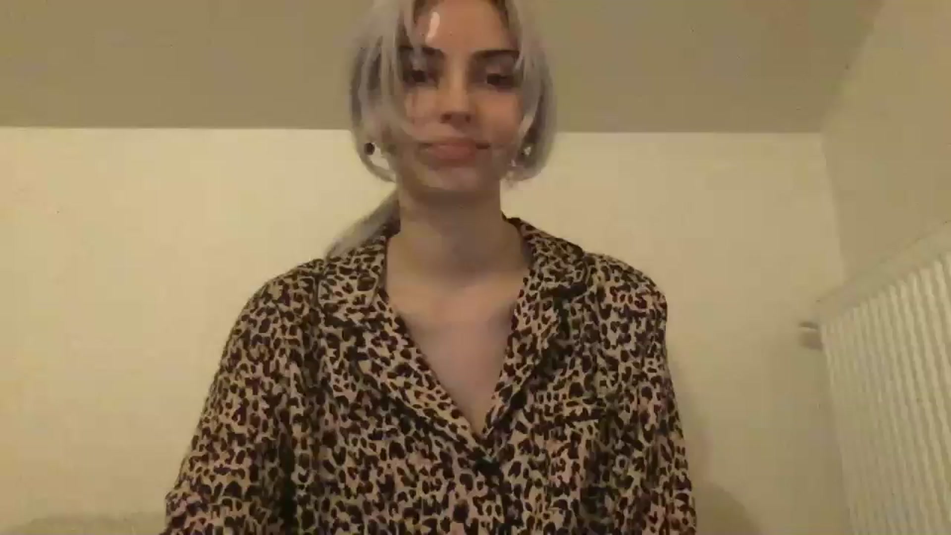 Gallery image thumbnail from LLuckyGirl's myfreecams stream on, 03/16/2024, 24:54 image 1 of 20