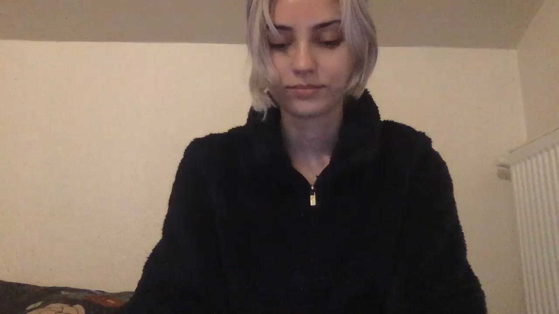 Gallery image thumbnail from LLuckyGirl's myfreecams stream on, 03/31/2024, 01:36 image 2 of 20