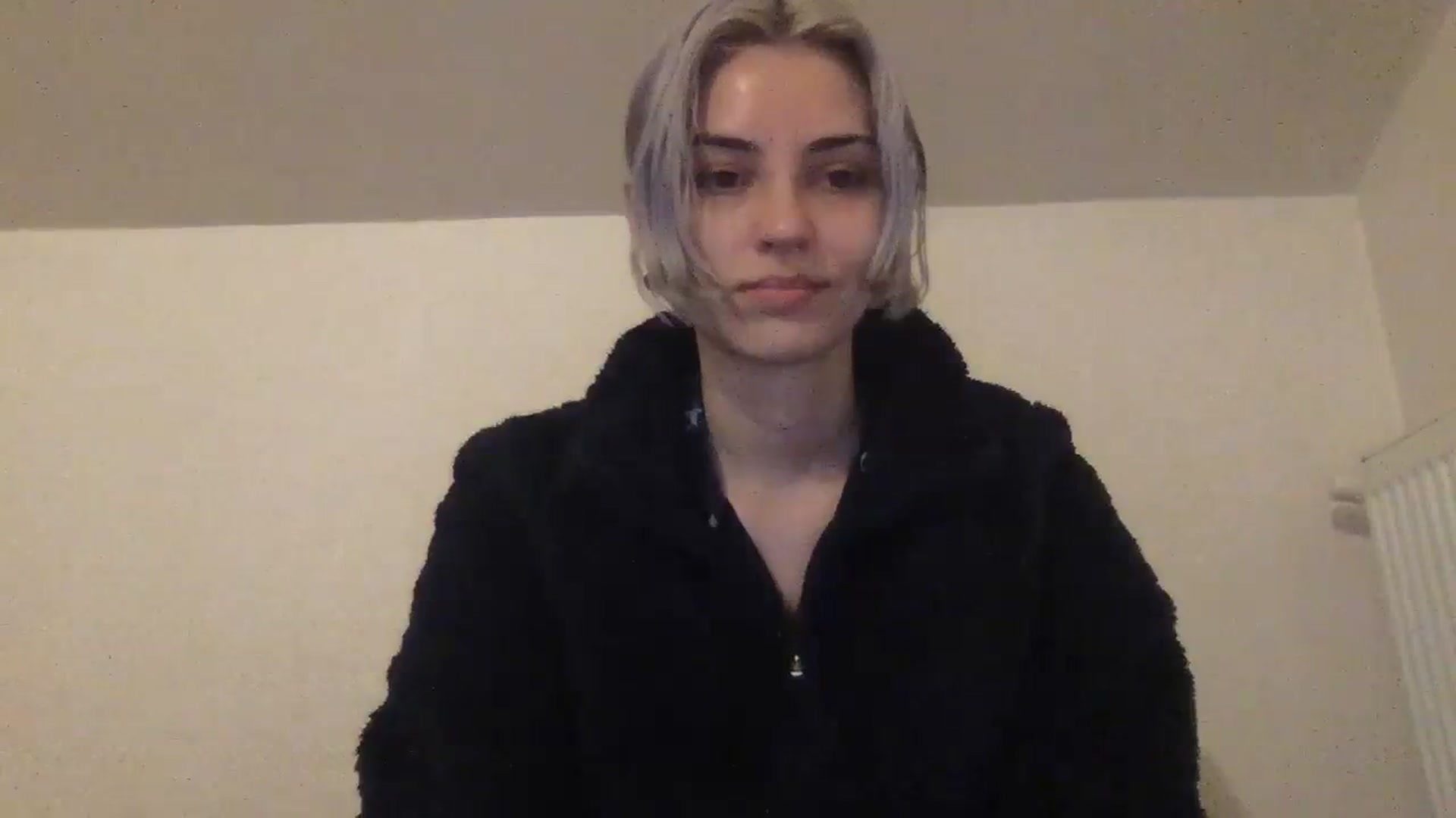 Gallery image thumbnail from LLuckyGirl's myfreecams stream on, 04/09/2024, 22:22 image 6 of 20