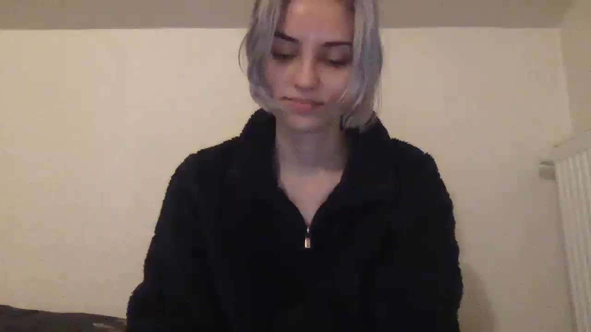 Gallery image thumbnail from LLuckyGirl's myfreecams stream on, 04/12/2024, 01:06 image 4 of 20