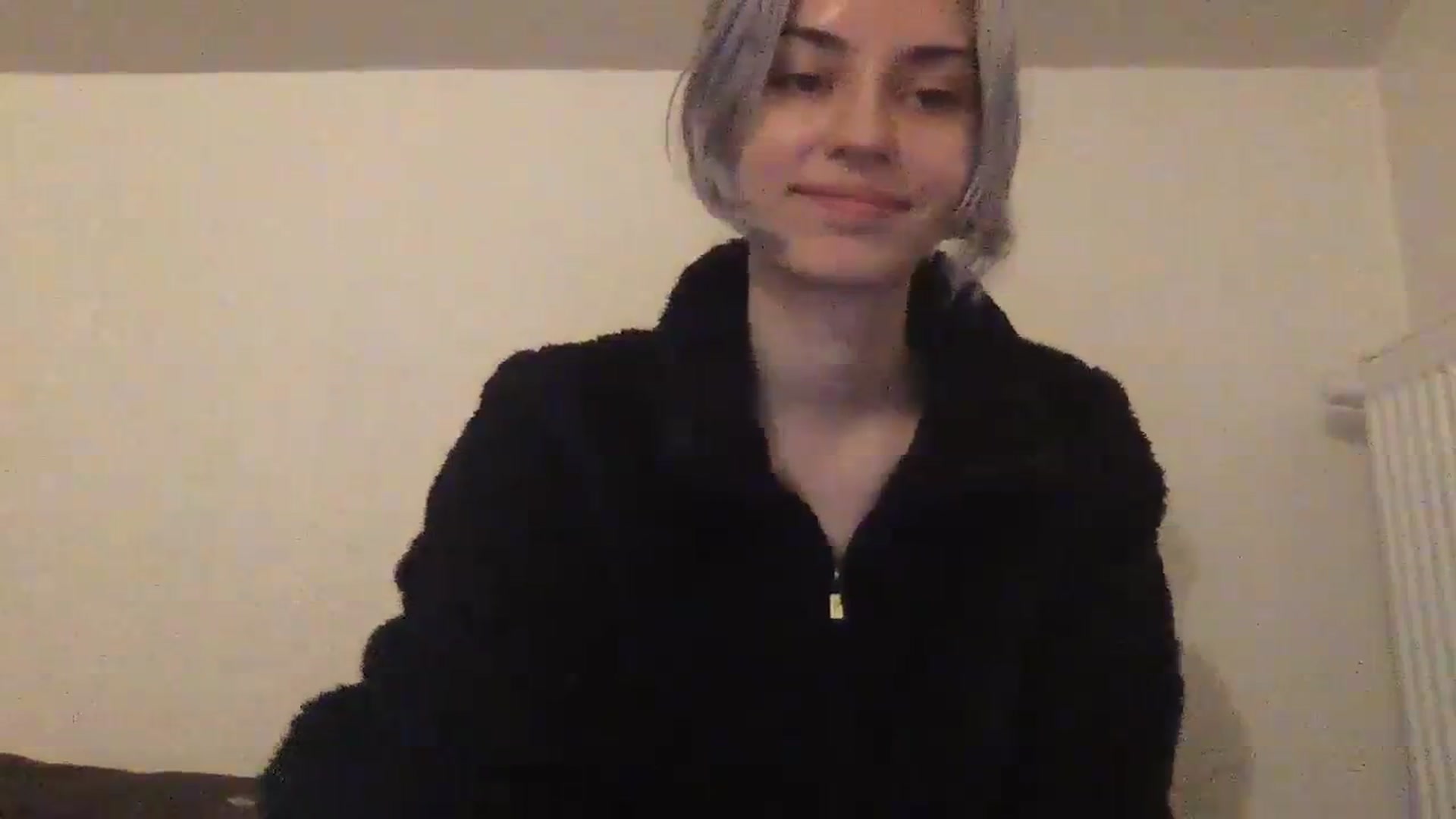 Gallery image thumbnail from LLuckyGirl's myfreecams stream on, 04/12/2024, 01:06 image 15 of 20