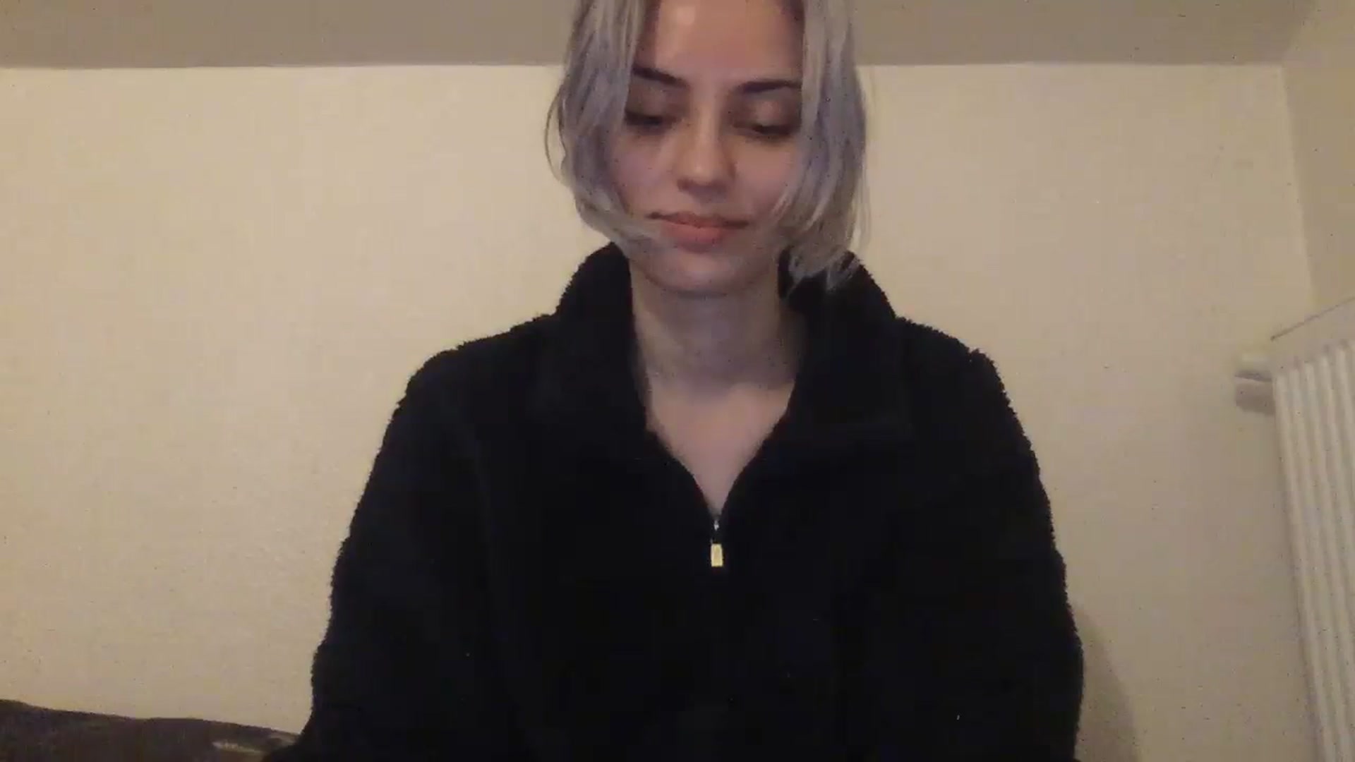 Gallery image thumbnail from LLuckyGirl's myfreecams stream on, 04/12/2024, 01:06 image 6 of 20