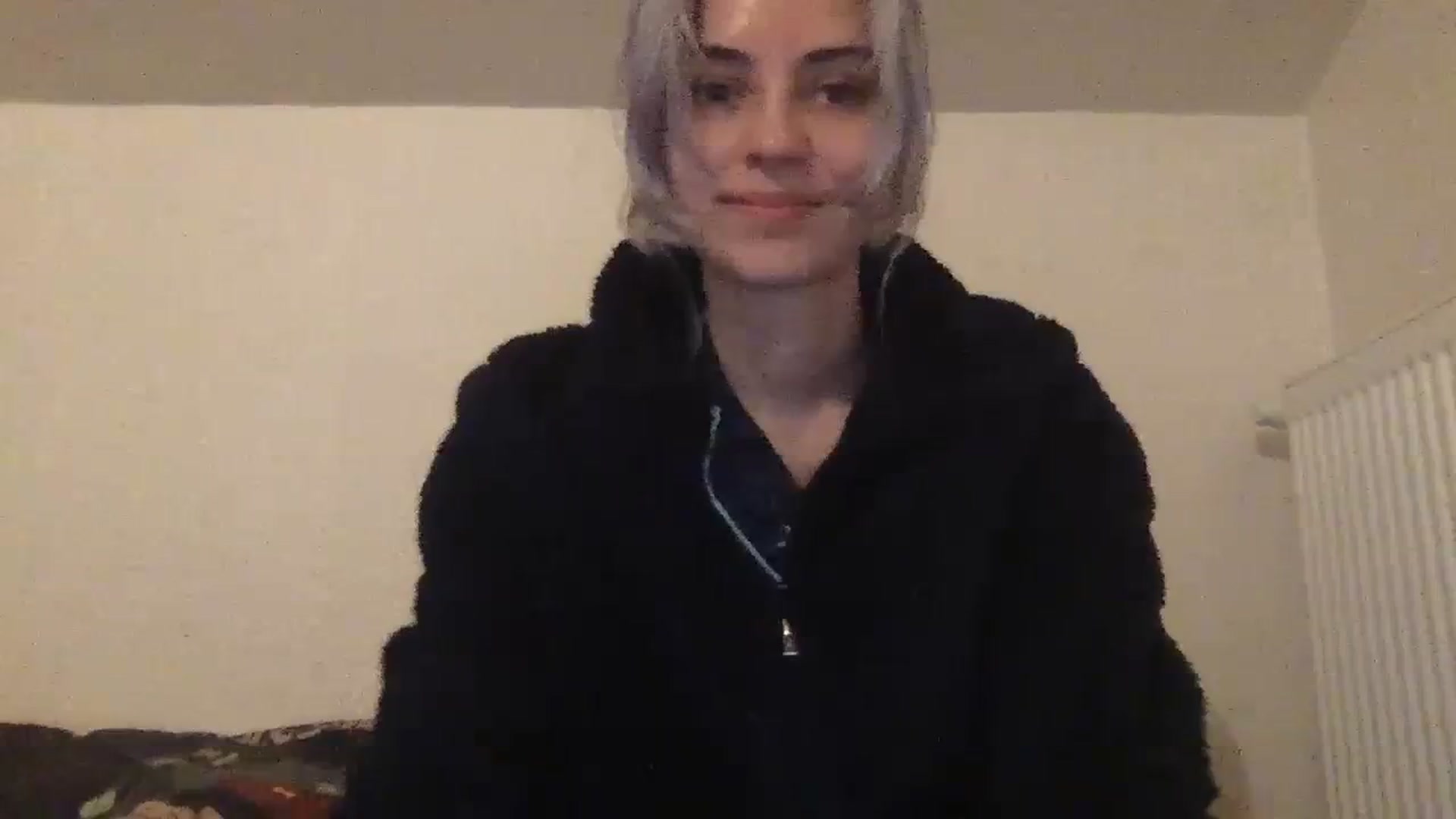 Gallery image thumbnail from LLuckyGirl's myfreecams stream on, 04/13/2024, 24:39 image 11 of 20