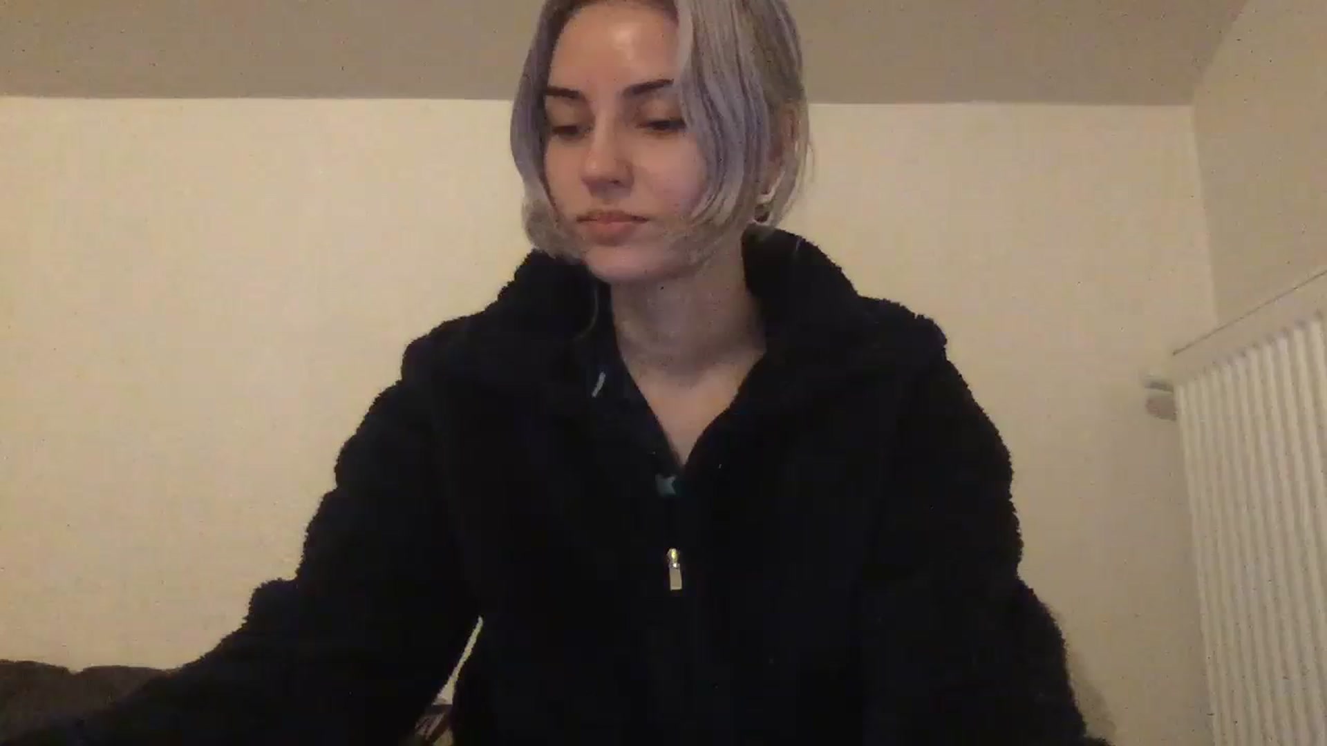 Gallery image thumbnail from LLuckyGirl's myfreecams stream on, 04/13/2024, 24:39 image 20 of 20