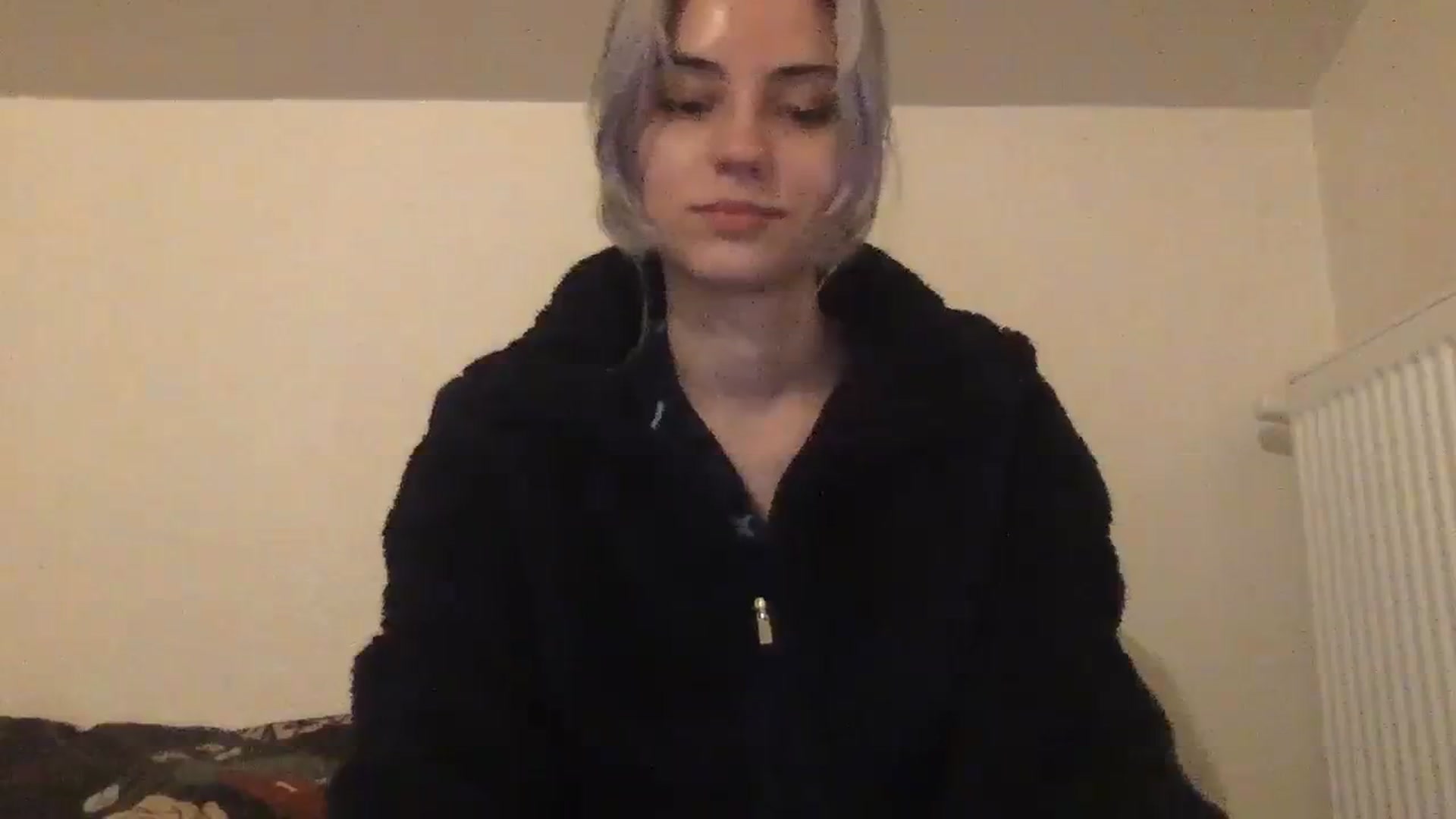 Gallery image thumbnail from LLuckyGirl's myfreecams stream on, 04/13/2024, 24:39 image 19 of 20