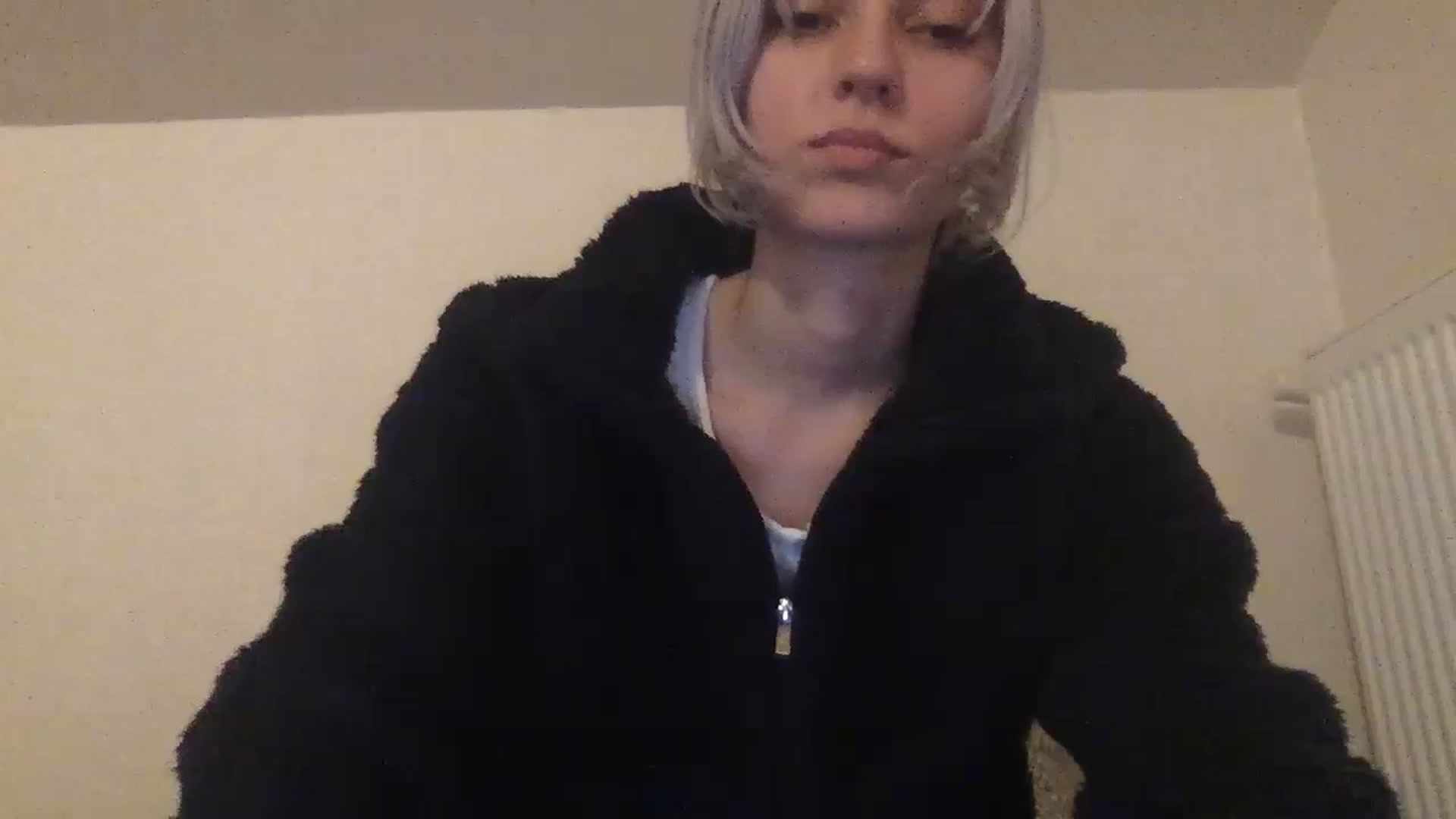 Gallery image thumbnail from LLuckyGirl's myfreecams stream on, 04/28/2024, 23:29 image 10 of 20