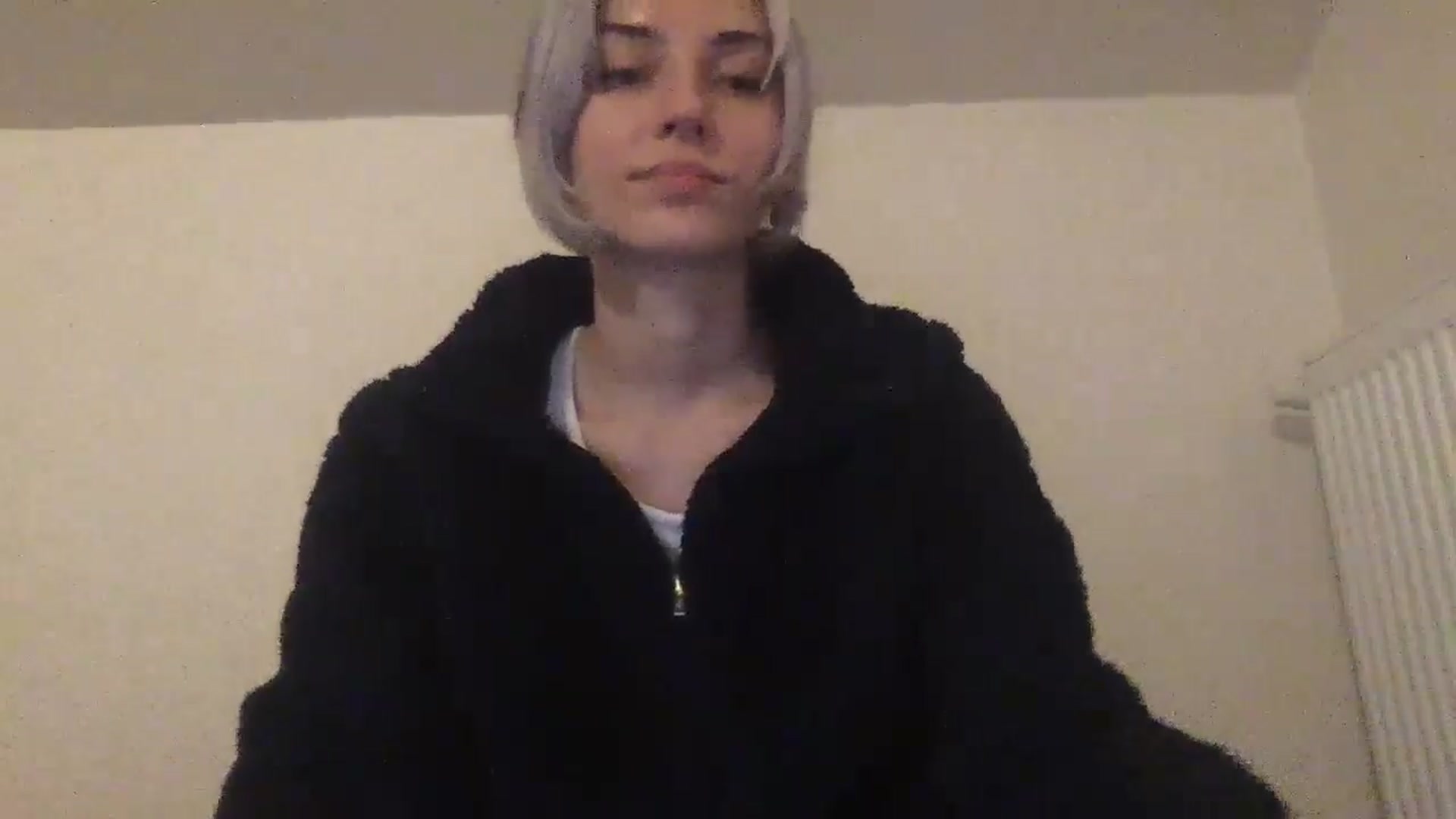 Gallery image thumbnail from LLuckyGirl's myfreecams stream on, 04/28/2024, 23:29 image 15 of 20