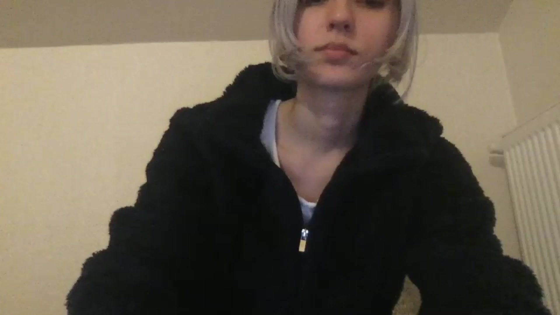Gallery image thumbnail from LLuckyGirl's myfreecams stream on, 04/28/2024, 23:29 image 8 of 20