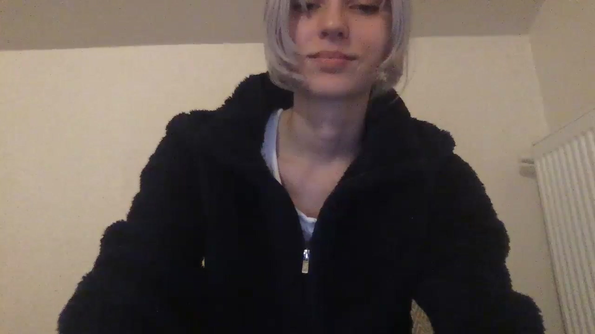 Gallery image thumbnail from LLuckyGirl's myfreecams stream on, 04/28/2024, 23:29 image 12 of 20