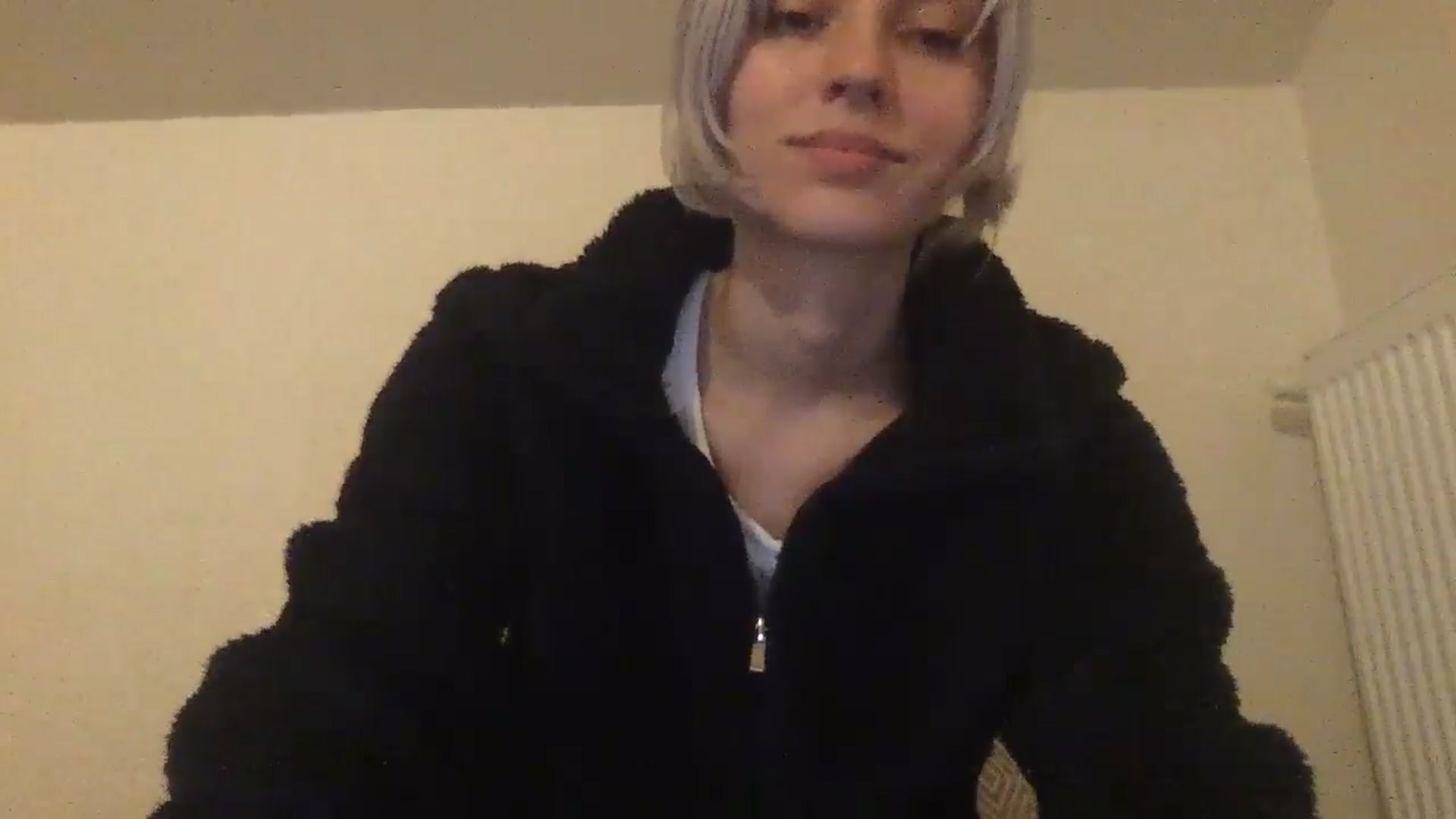 Gallery image thumbnail from LLuckyGirl's myfreecams stream on, 04/28/2024, 23:29 image 16 of 20